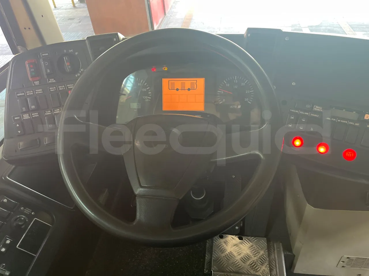 Iveco Citelis - steering wheel photo