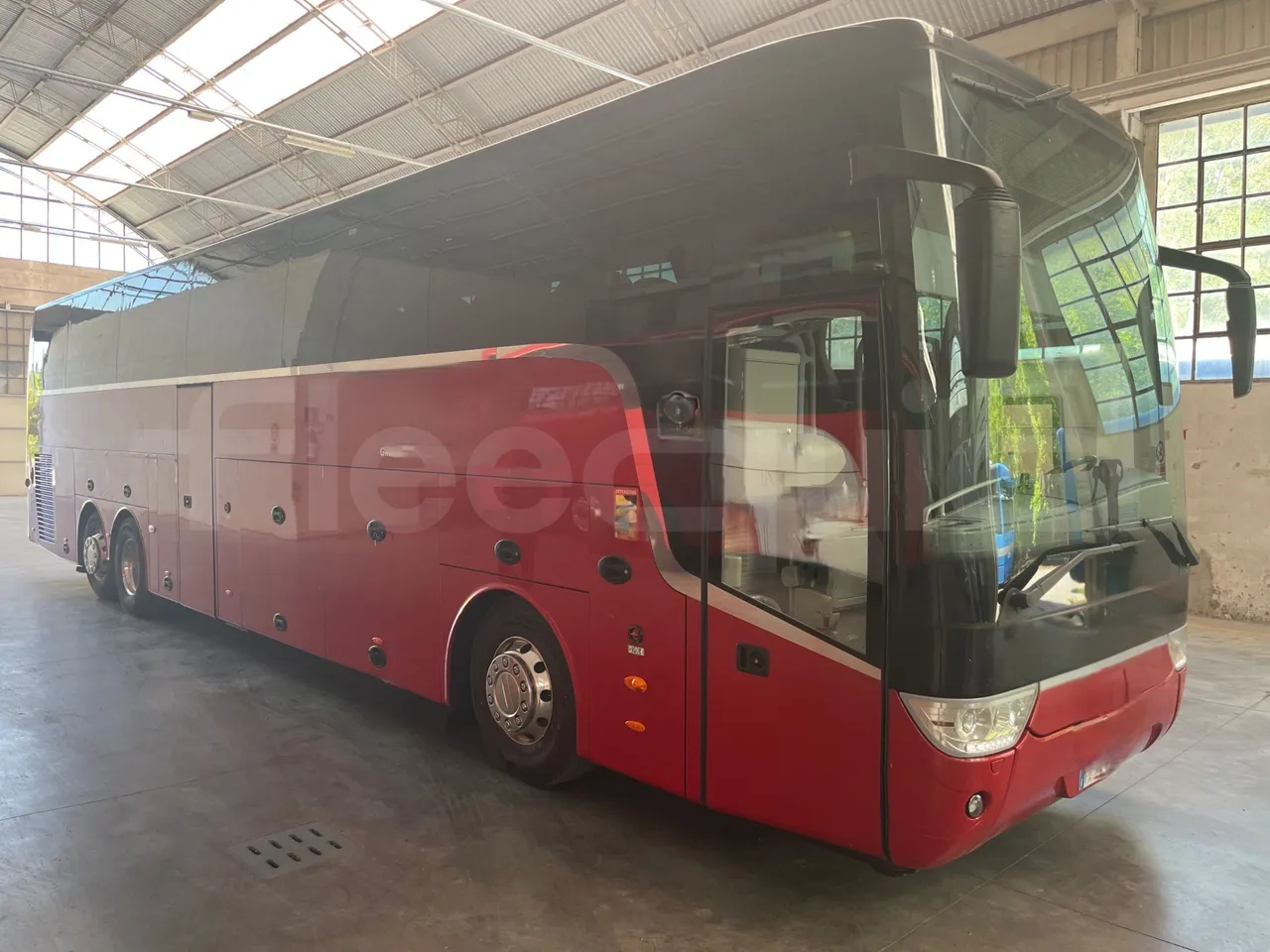 Van Hool Astron - Base cover photo