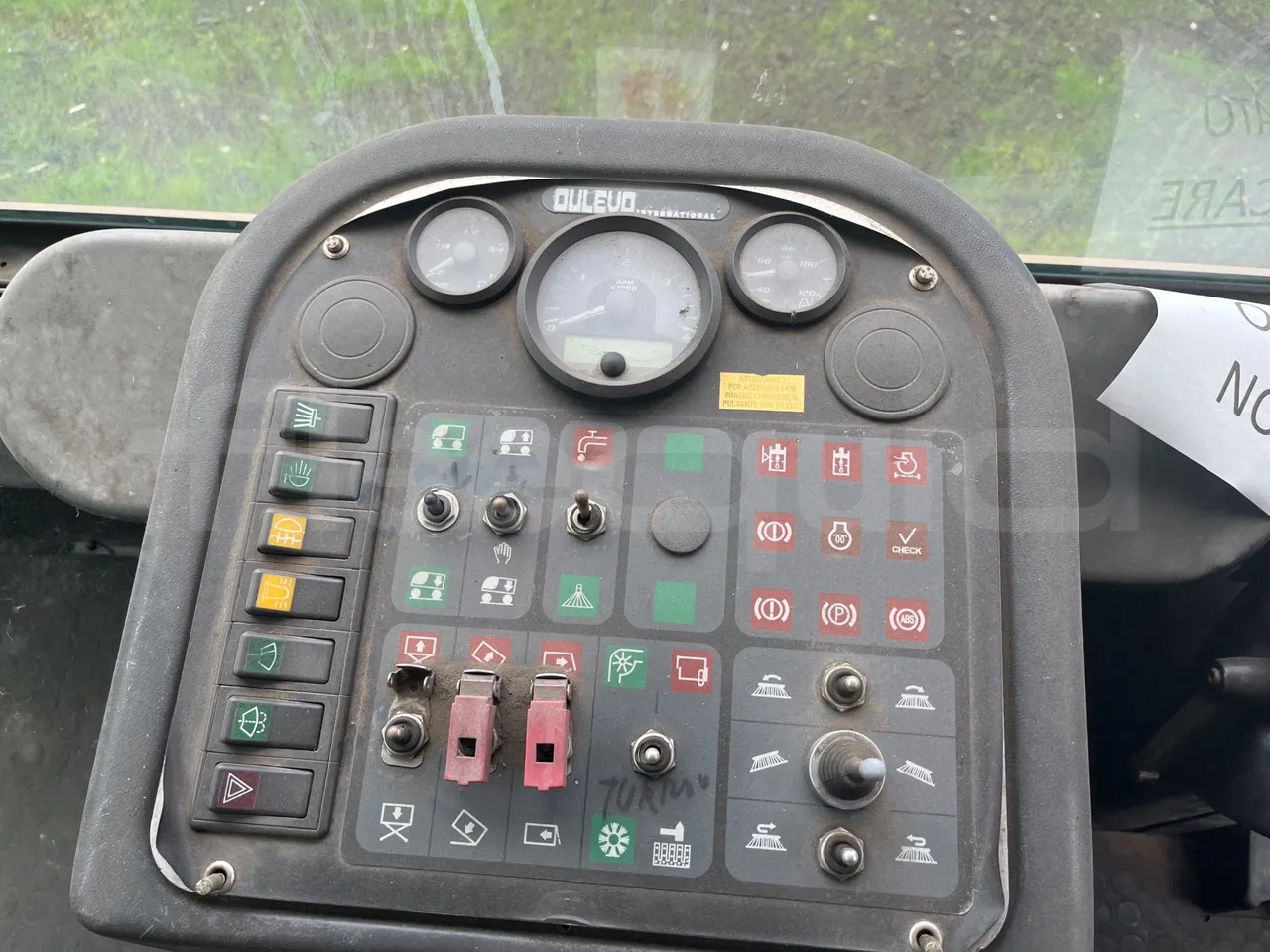 Dulevo 5011 107kW - 5.920mt - radio accessories photo