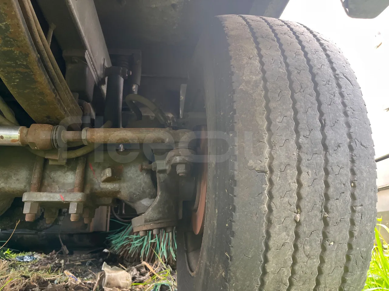 Dulevo 5011 107kW - 5.920mt - front axle left side