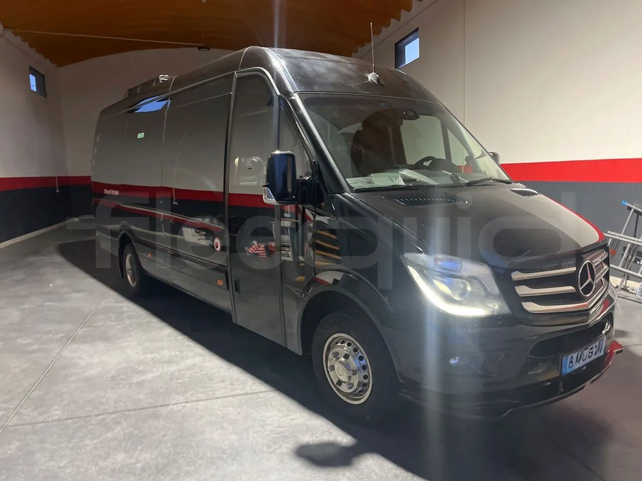 Mercedes-Benz Sprinter 906BB50  - Euro6 - 140kW - 7.360mt - 3/4 front right doors