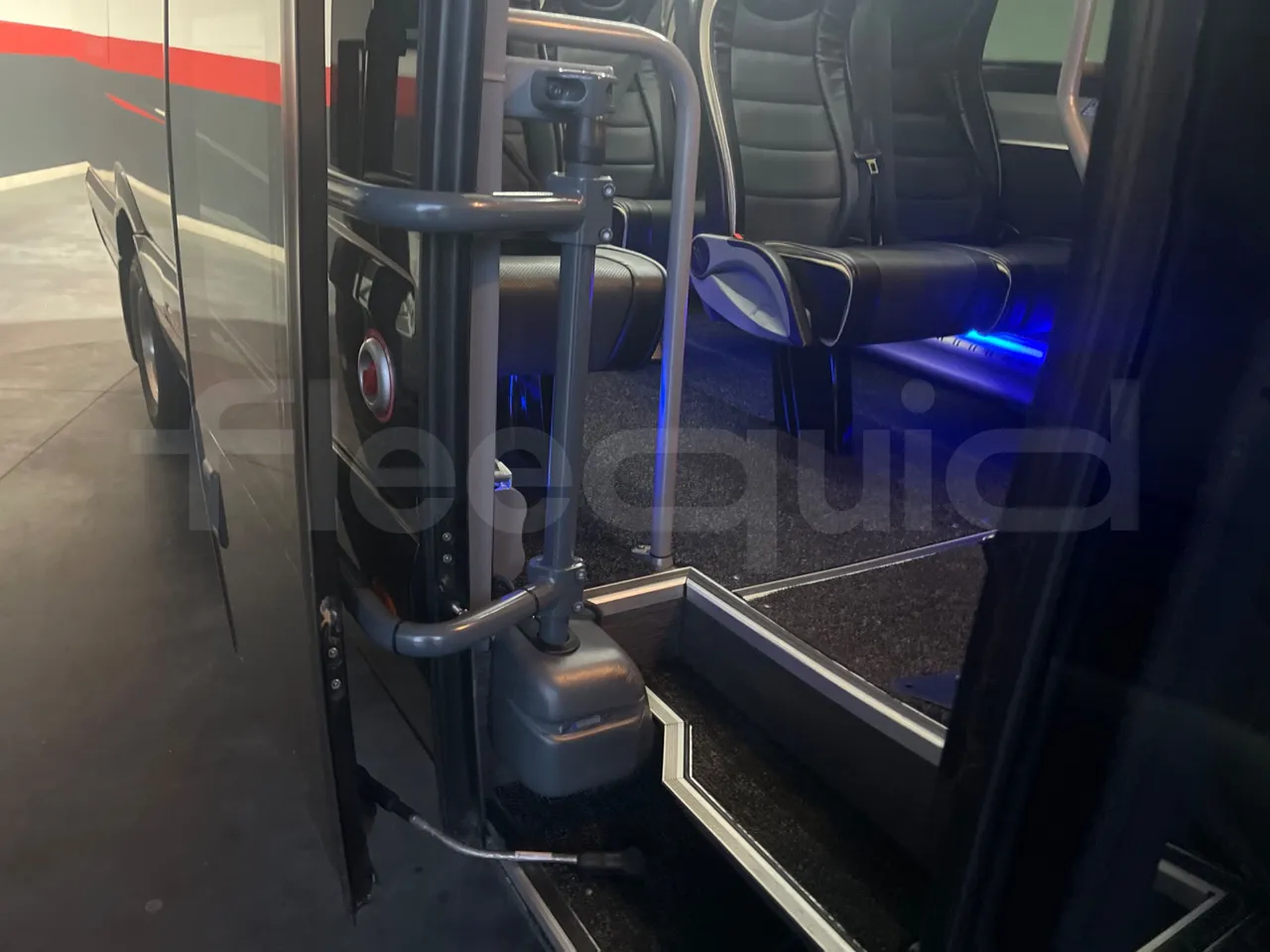 Mercedes-Benz Sprinter 906BB50  - Euro6 - 140kW - 7.360mt - door mechanism photo