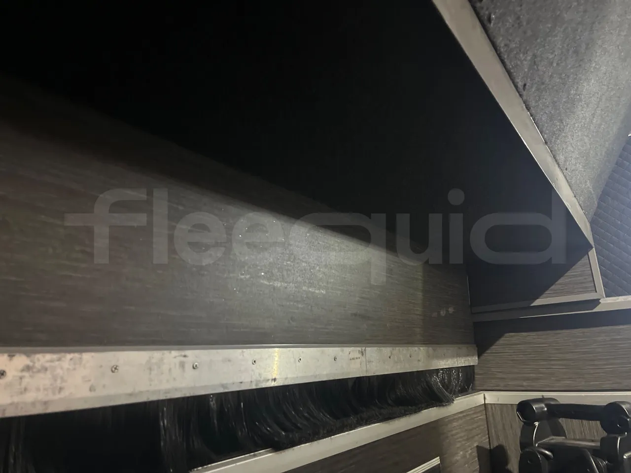 Mercedes-Benz Sprinter 906BB50  - Euro6 - 140kW - 7.360mt - internal frame rust check