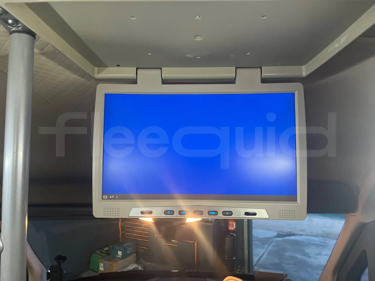 Mercedes-Benz Sprinter 906BB50  - Euro6 - 140kW - 7.360mt - monitor detail photo