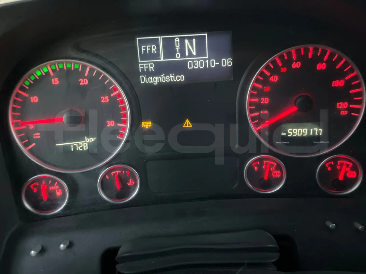 Man 18.410 HOCL 18.410 HOCL/R - Euro 4 - 301 kW - 12.9mt - dashboard lights on