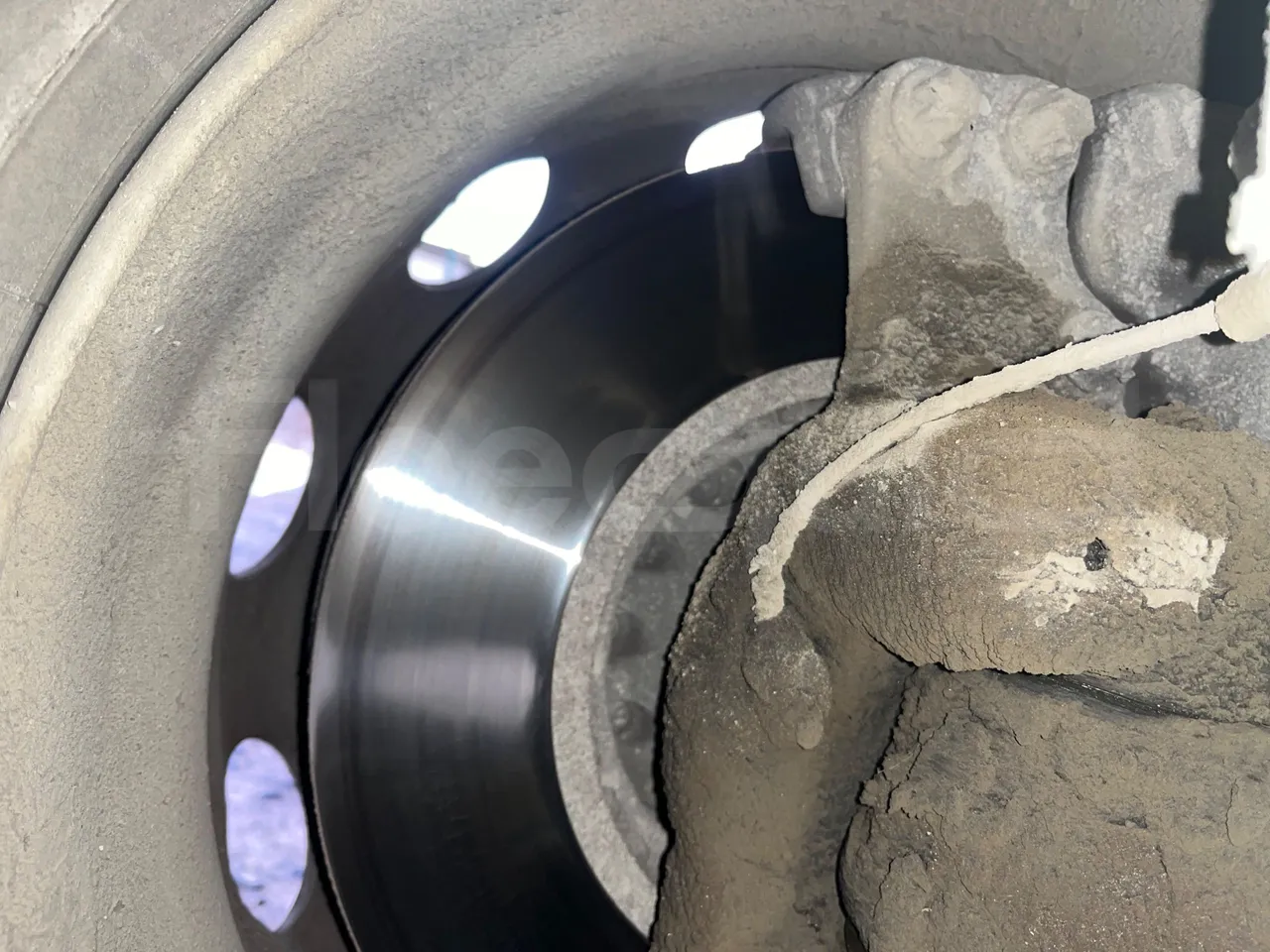 Man 18.410 HOCL 18.410 HOCL/R - Euro 4 - 301 kW - 12.9mt - front discs right