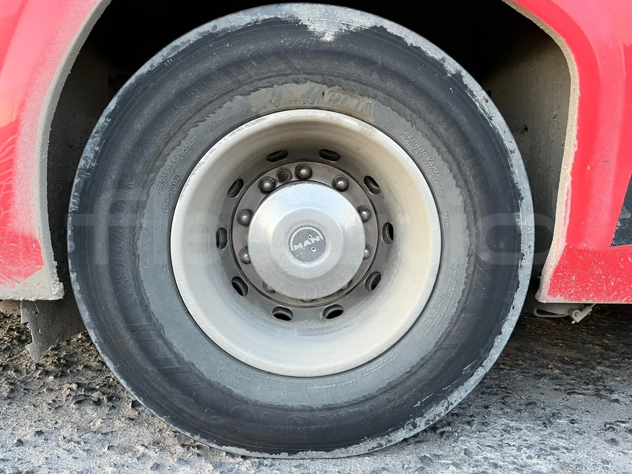 Man 18.410 HOCL 18.410 HOCL/R - Euro 4 - 301 kW - 12.9mt - tread condition second axle tires right