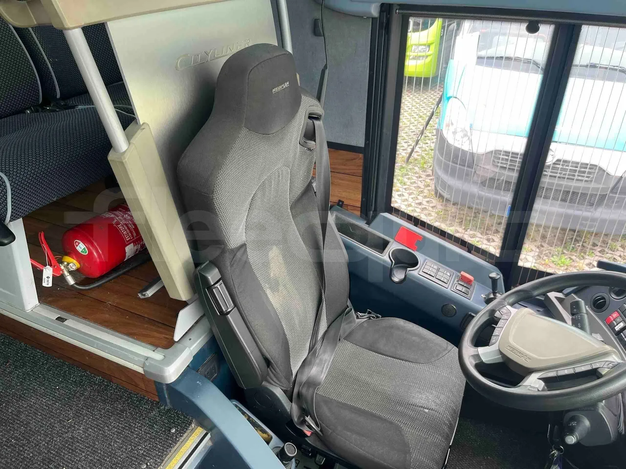 Neoplan Cityliner P14 - EUR6 - 294kW - 12.240m - driver's seat photo