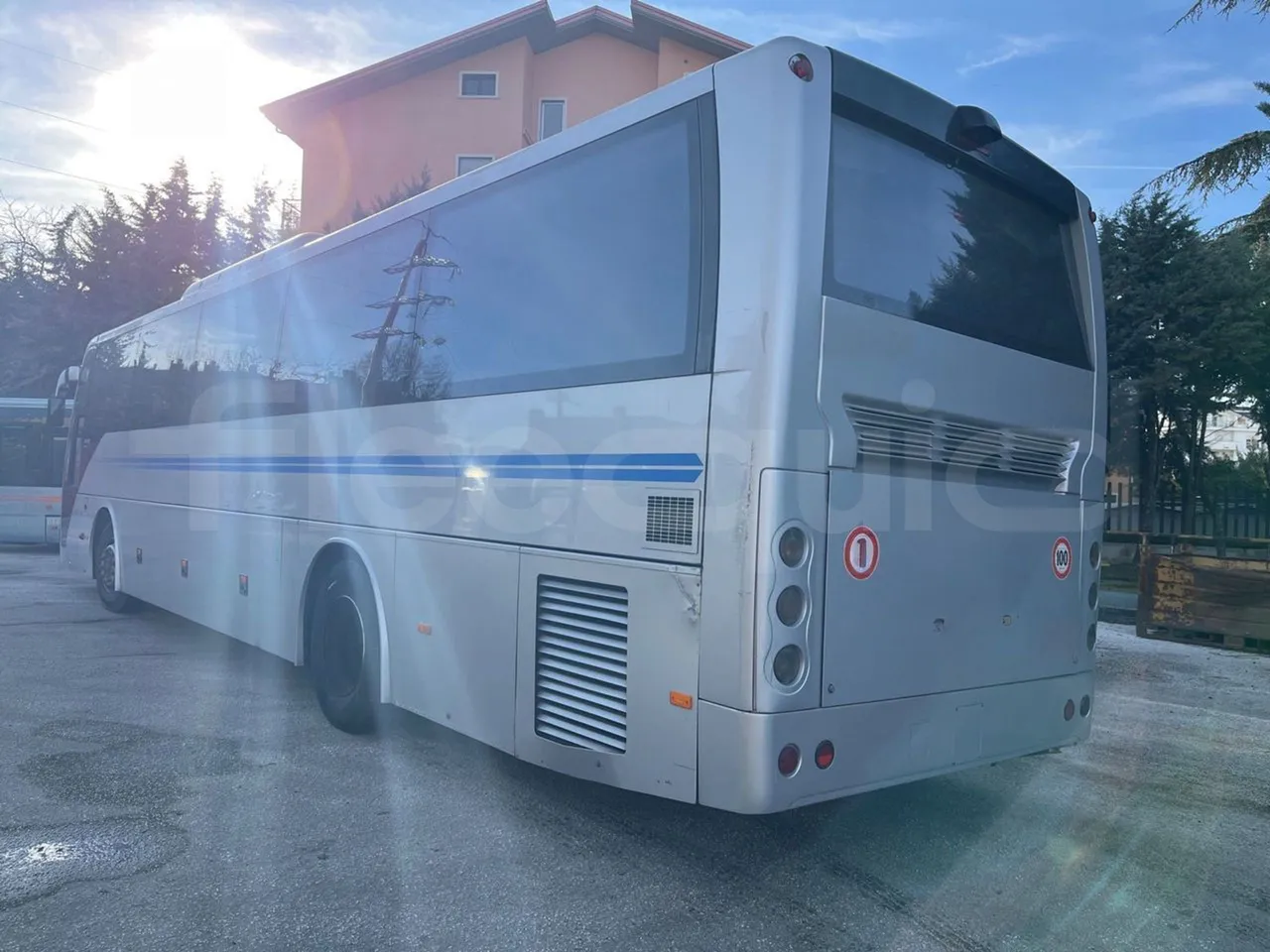 Temsa Safari RD R A T-I53 - Euro 5 - 266 kw - 12.200 mt - 3/4 left rear side