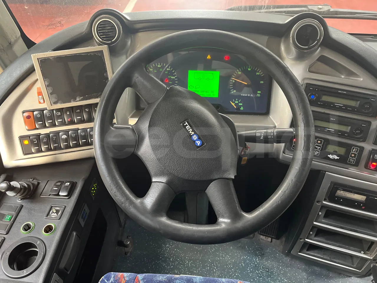 Temsa Safari RD R A T-I53 - Euro 5 - 266 kw - 12.200 mt - dashboard lights on