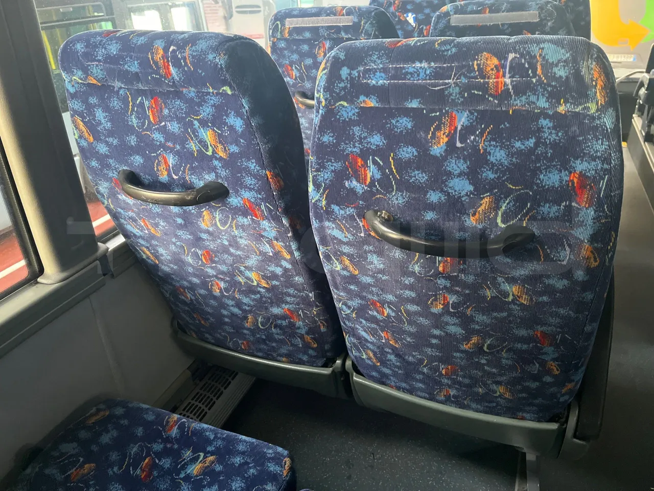 Temsa Safari RD R A T-I53 - Euro 5 - 266 kw - 12.200 mt - mesh detail photo