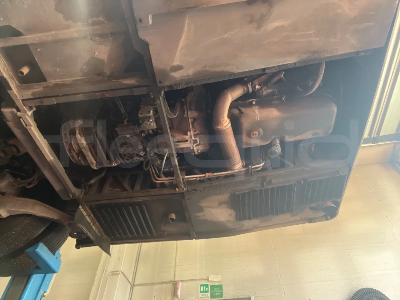 Temsa Safari RD R A T-I53 - Euro 5 - 266 kw - 12.200 mt - engine without protection