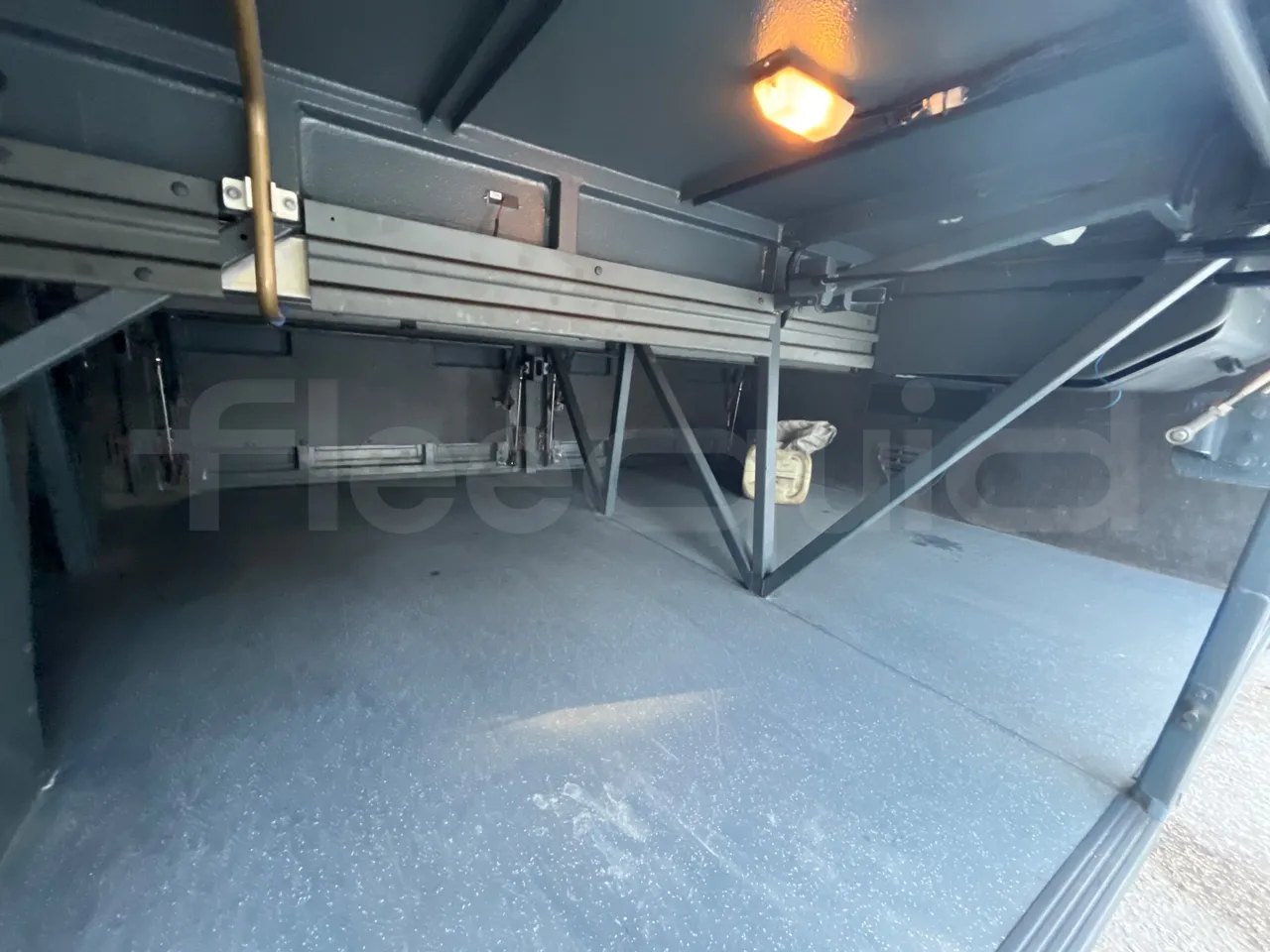 Temsa Safari RD R A T-I53 - Euro 5 - 266 kw - 12.200 mt - internal frame rust check