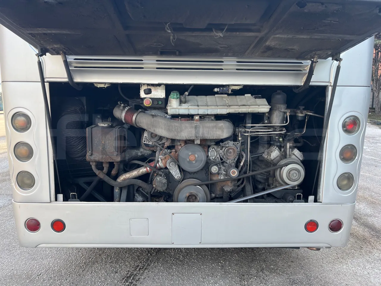 Temsa Safari RD R A T-I53 - Euro 5 - 266 kw - 12.200 mt - rear hatch open