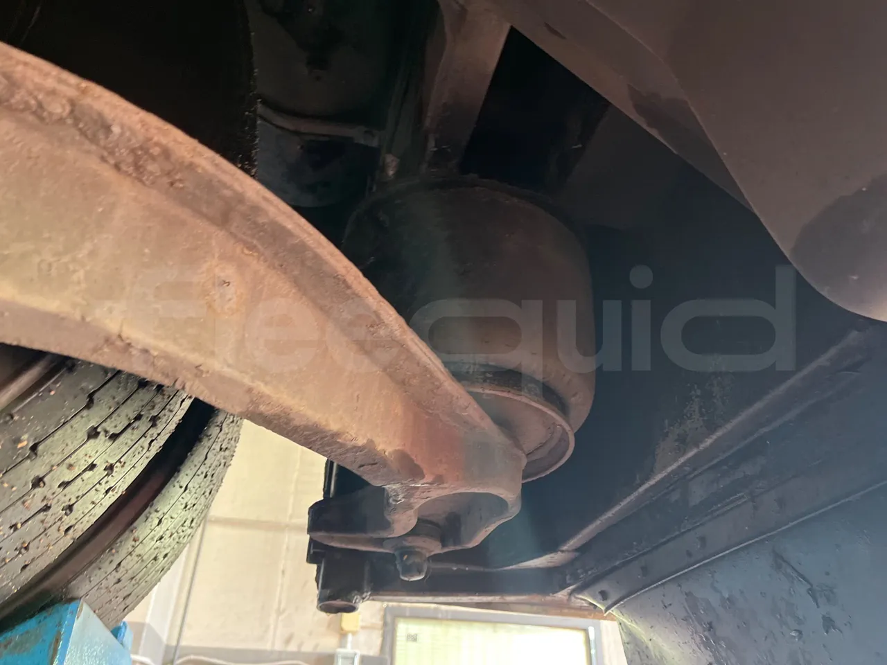 Temsa Safari RD R A T-I53 - Euro 5 - 266 kw - 12.200 mt - axle 2 shock absorbers 1 left
