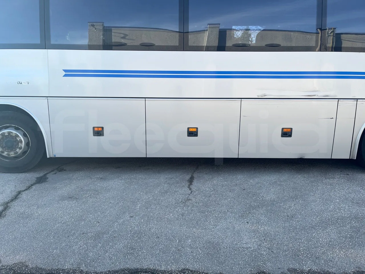 Temsa Safari RD R A T-I53 - Euro 5 - 266 kw - 12.200 mt - under carpet photo