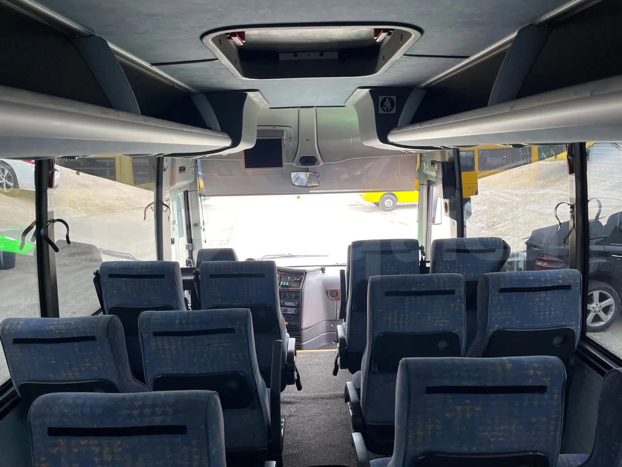 Isuzu Turquoise Anadolu - Euro4 - 140kw - 7.670mt - forward view all seats last row height
