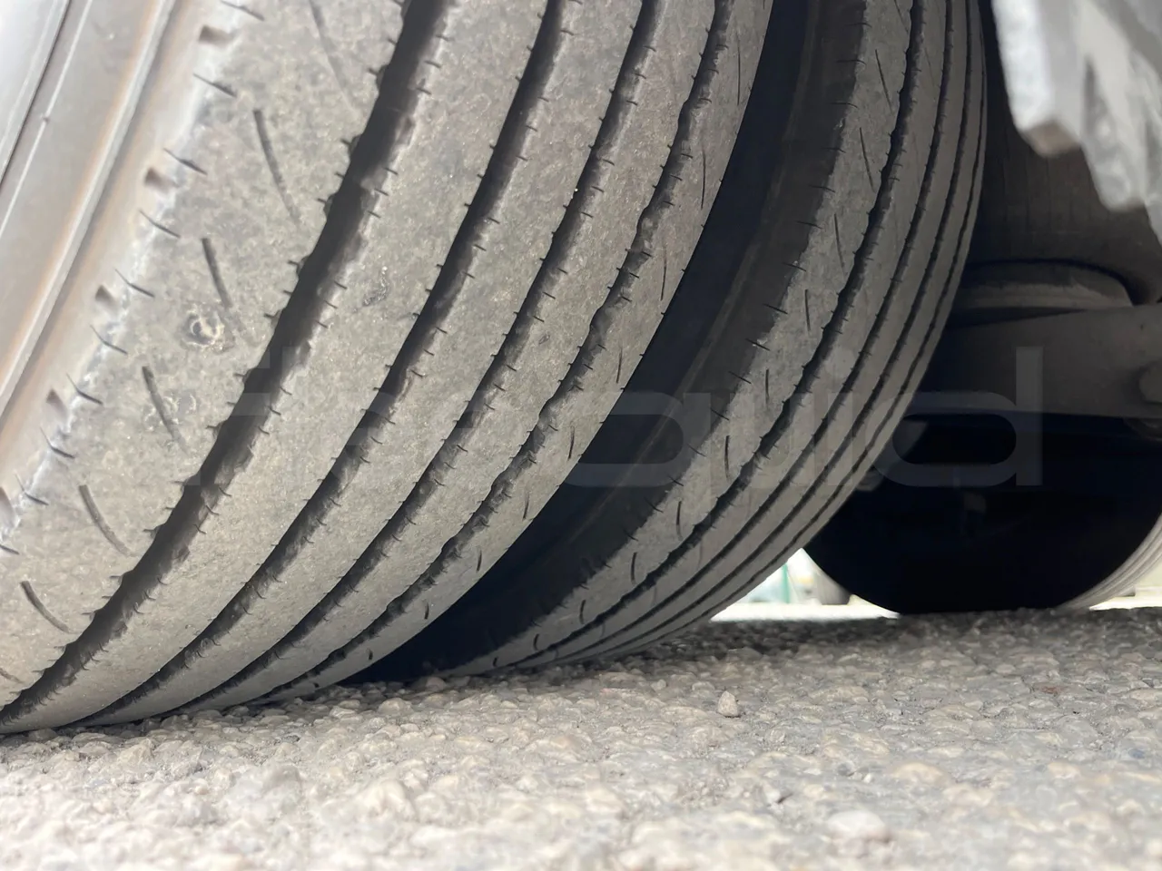 Isuzu Turquoise Anadolu - Euro4 - 140kw - 7.670mt - tread condition second axle tires left