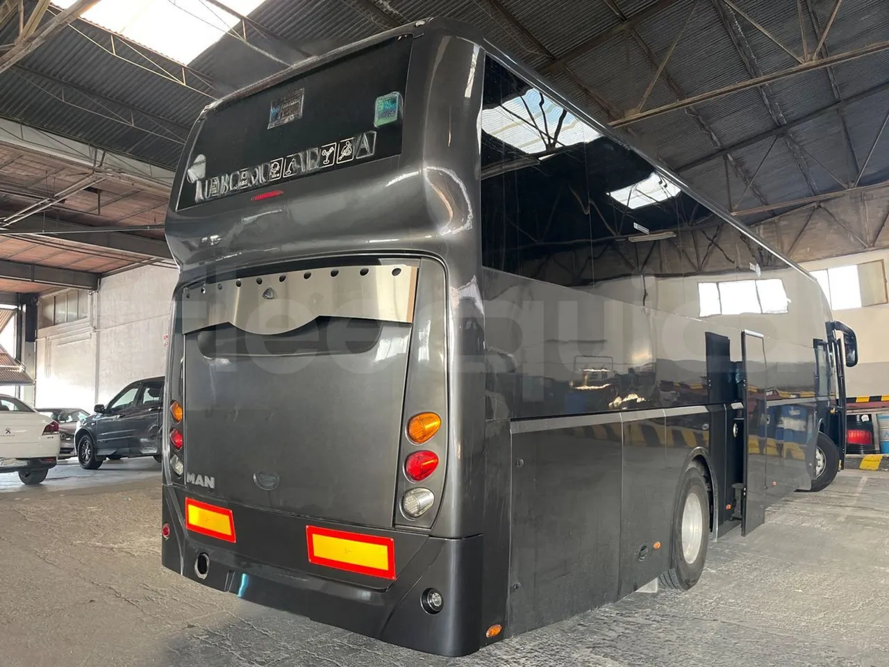 Man Stellae RR2 RR2 -EUR5-353kW -12.8m - 3/4 right rear doors open