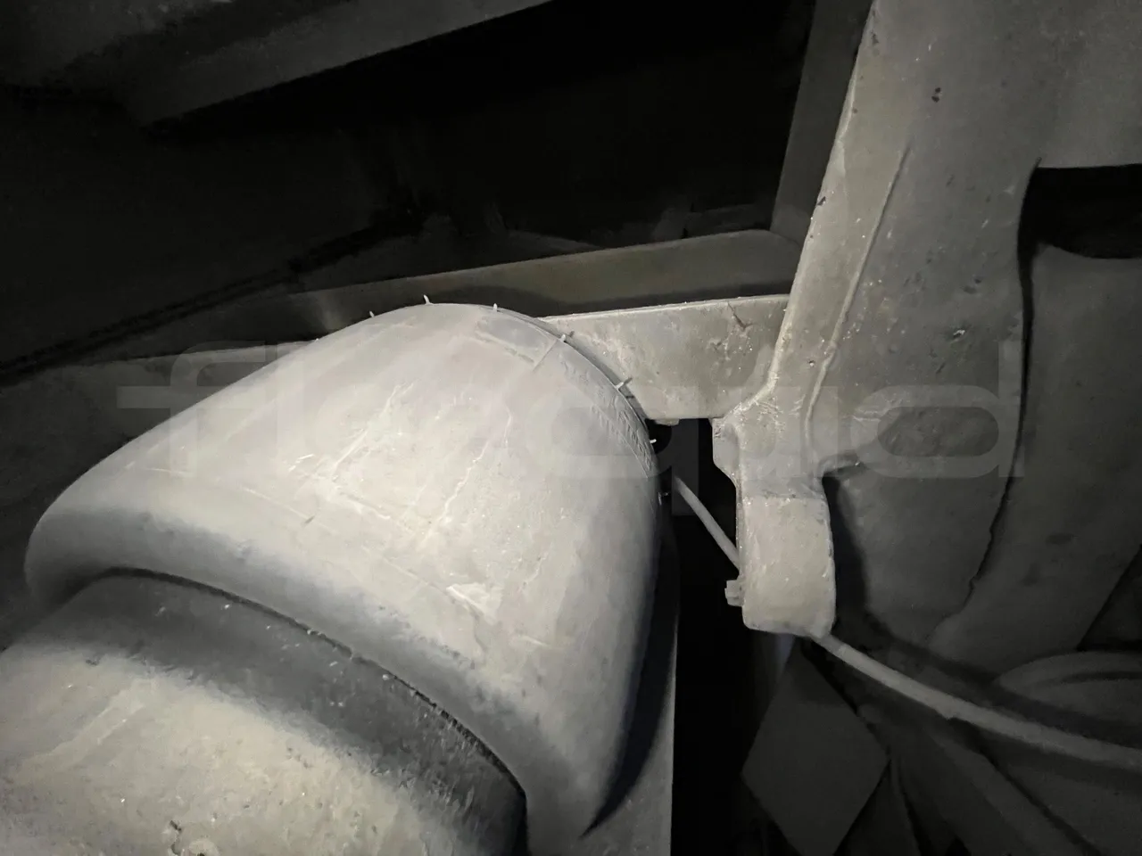 Man Stellae RR2 RR2 -EUR5-353kW -12.8m - axel 2 air springs 2 right