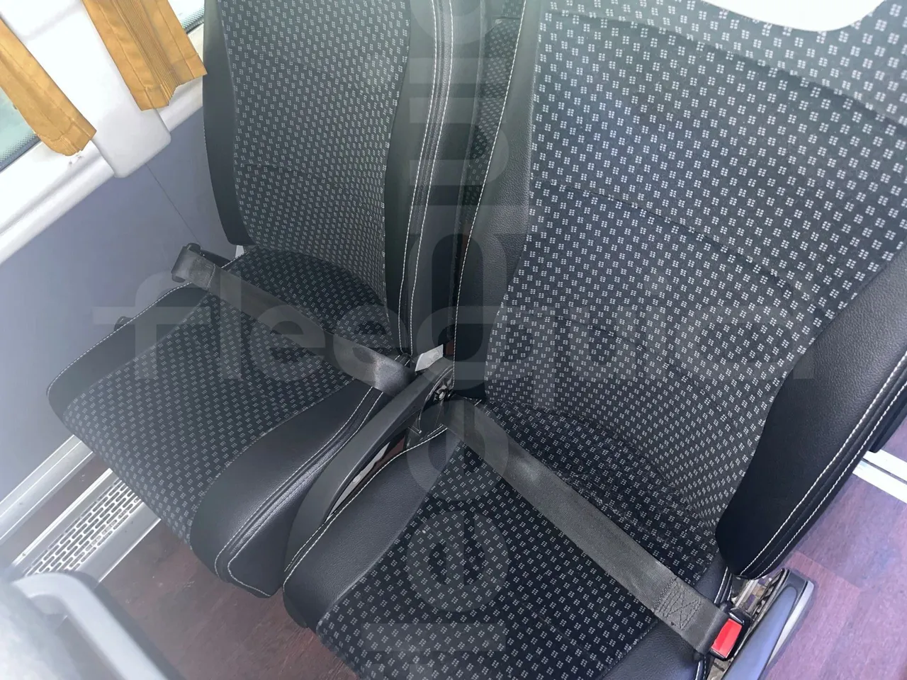 Man Stellae RR2 RR2 -EUR5-353kW -12.8m - central seat safety belt