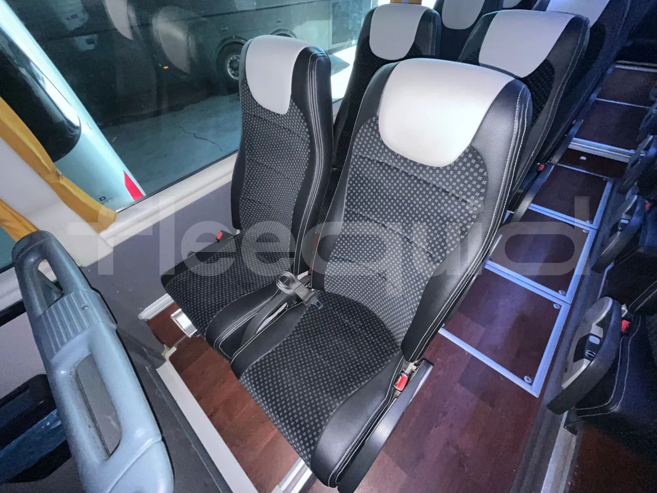 Man Stellae RR2 RR2 -EUR5-353kW -12.8m - single seat detail