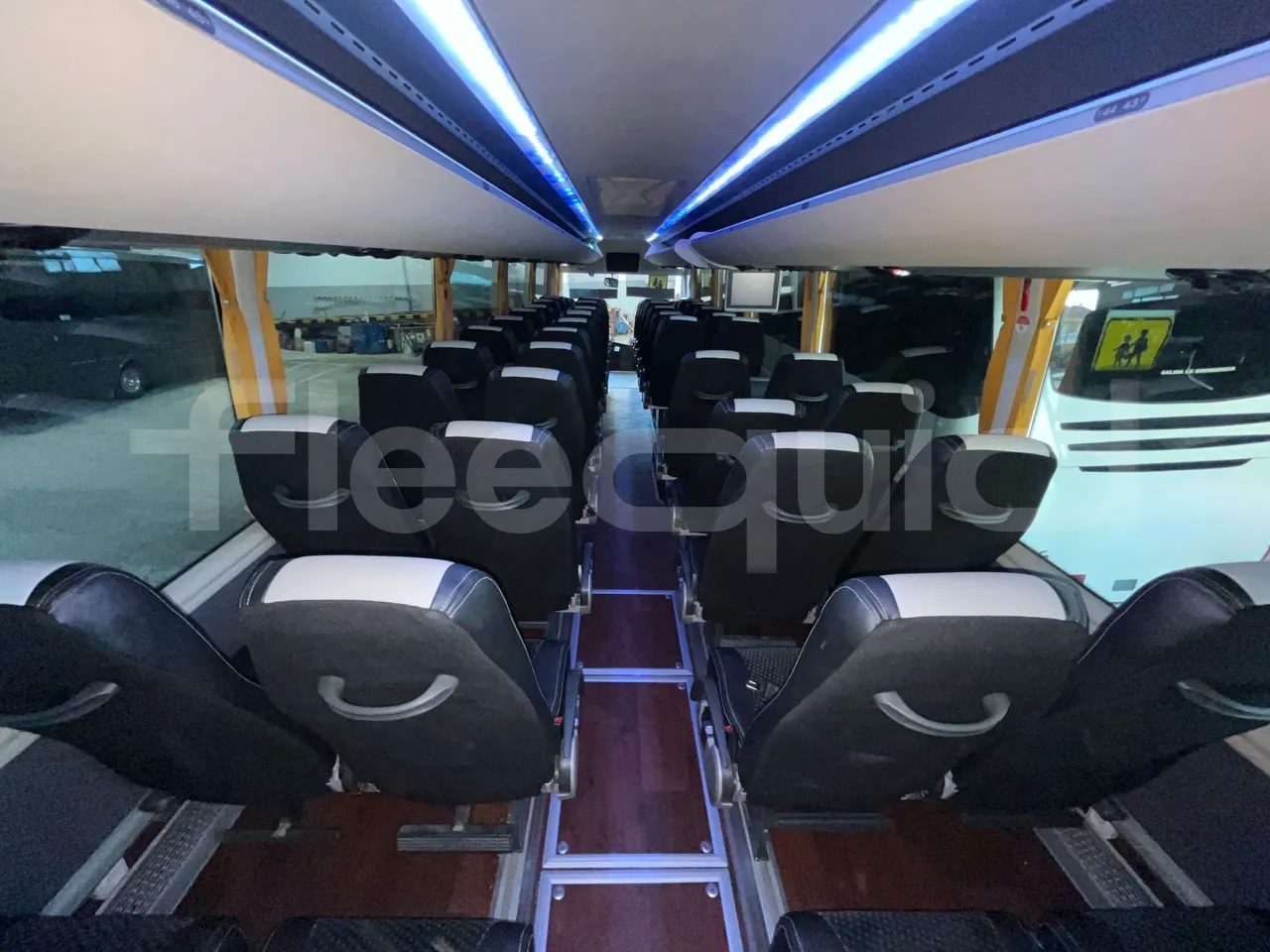 Man Stellae RR2 RR2 -EUR5-353kW -12.8m - forward view all seats last row height