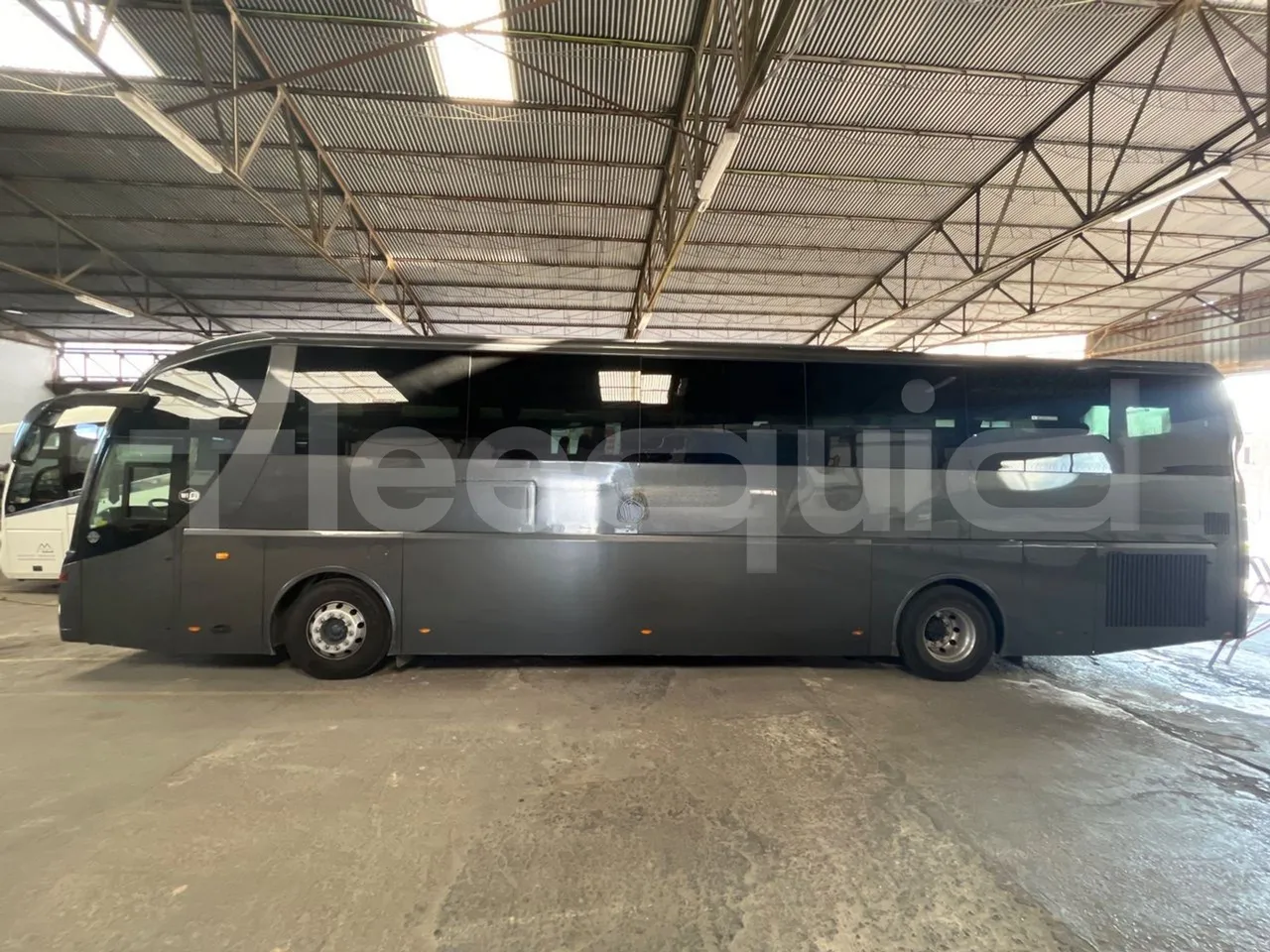 Man Stellae RR2 RR2 -EUR5-353kW -12.8m - left side photo