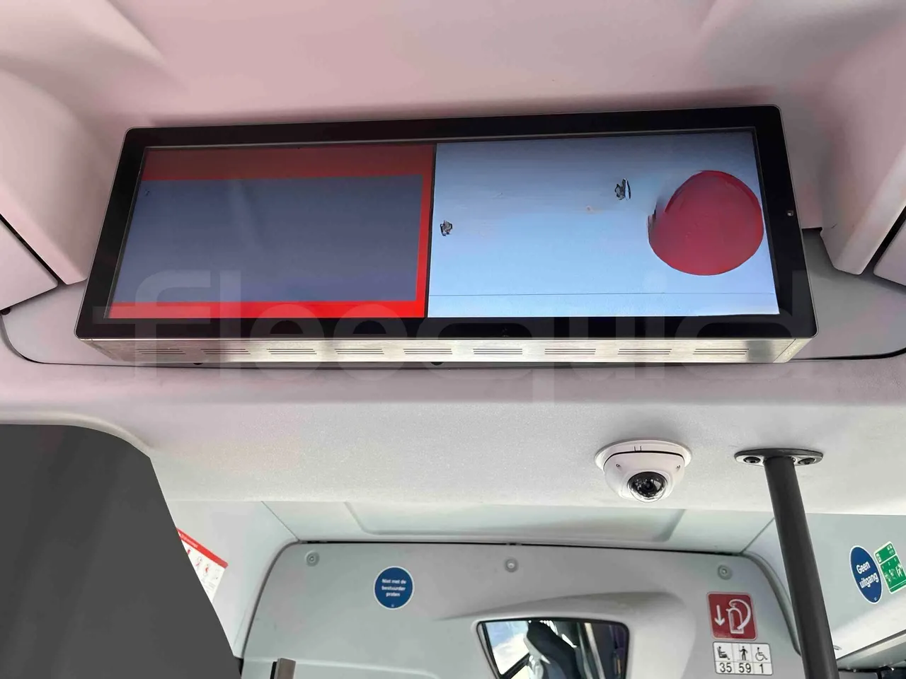 Mercedes-Benz Citaro - Roof Hatch 2