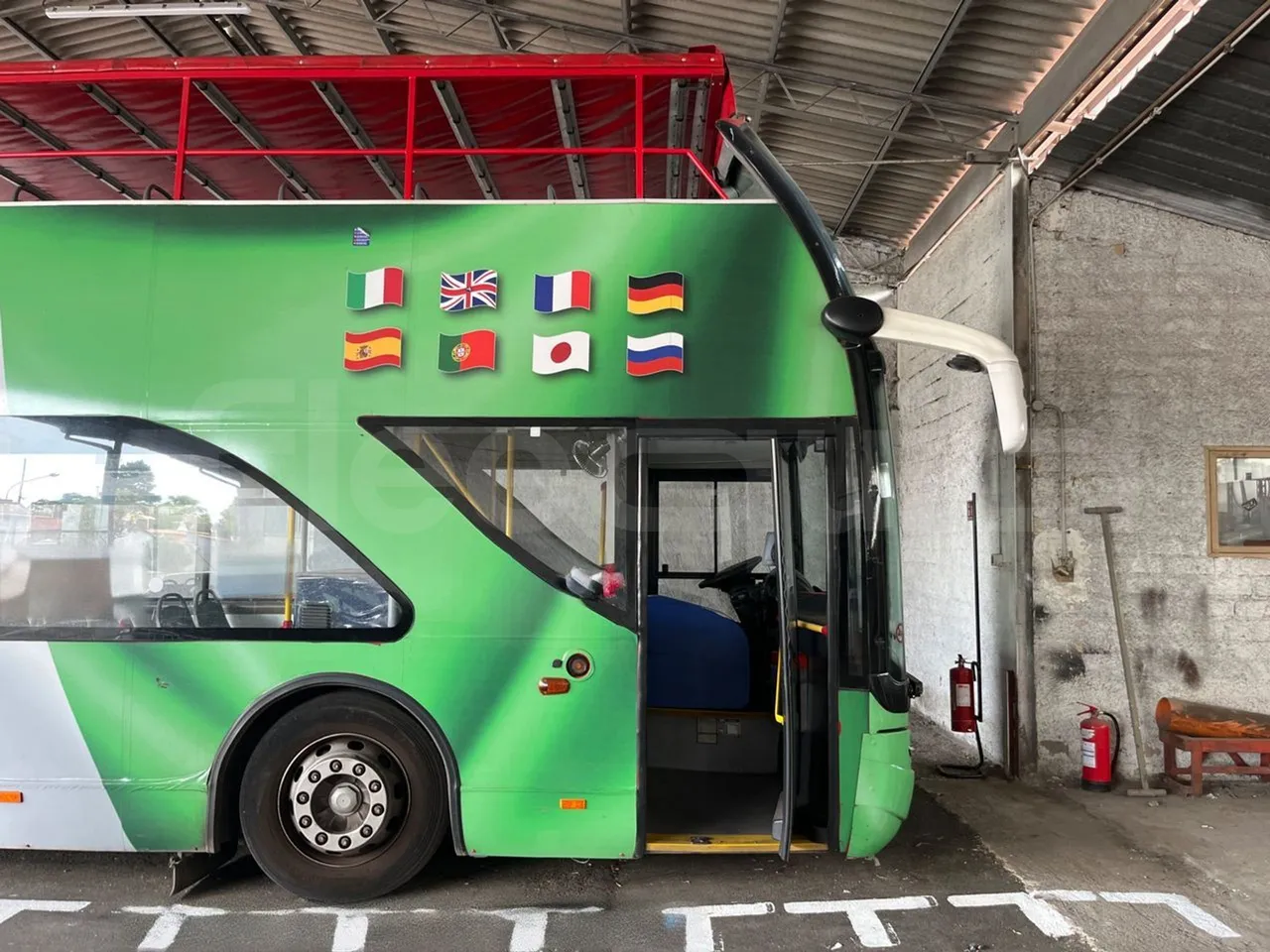 Volvo B9 Bravo I City-EUR5-193Kw-11,95m - front door 1 open