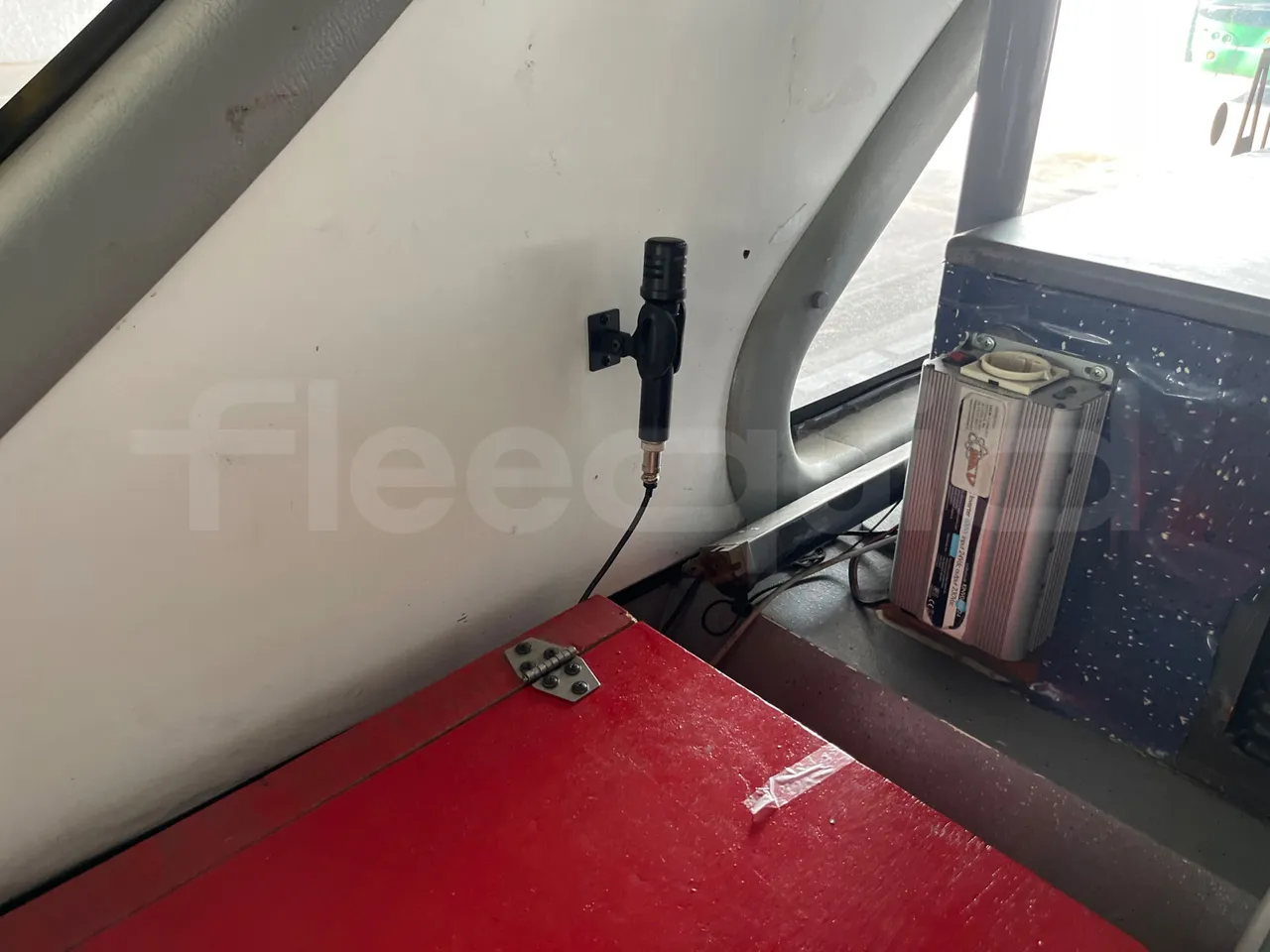 Volvo B9 Bravo I City-EUR5-193Kw-11,95m - hostes microphone accessories photo