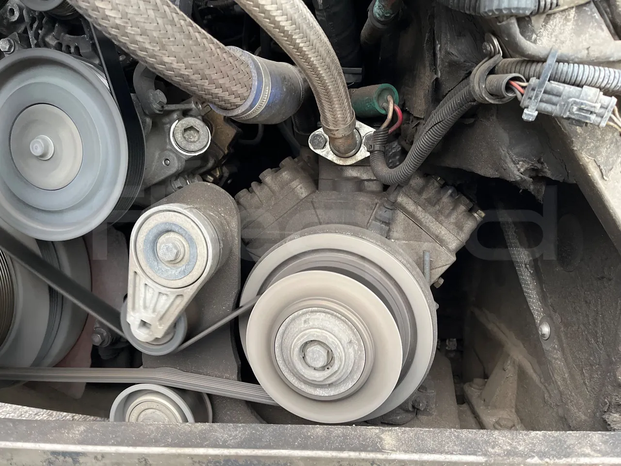 Van Hool A330 330 - EUR4 - 206kW - 12m - air conditioning compressor