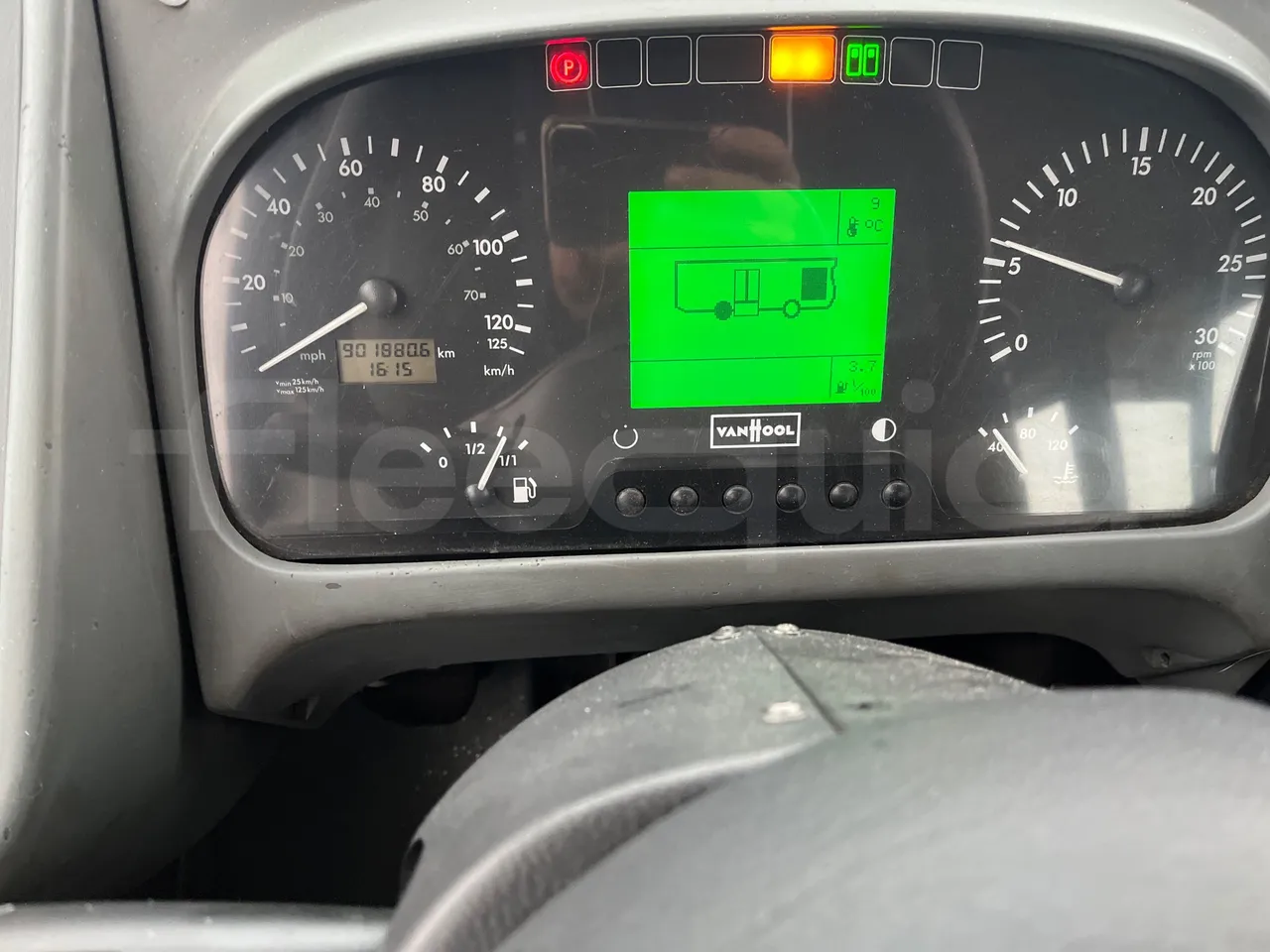 Van Hool A330 330 - EUR4 - 206kW - 12m - dashboard lights on