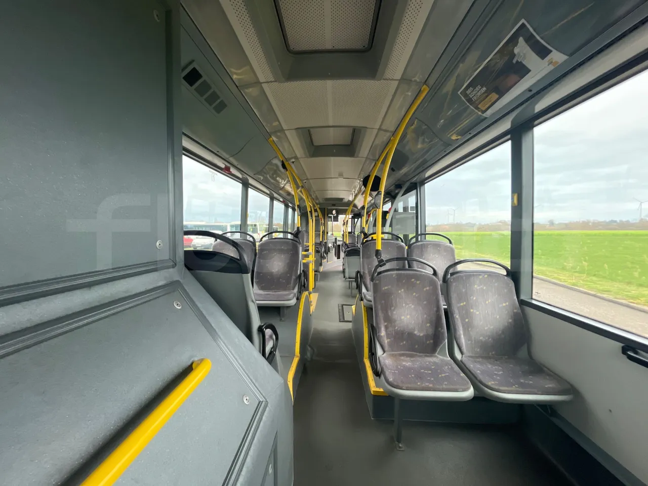 Van Hool A330 330 - EUR4 - 206kW - 12m - forward view all seats last row height