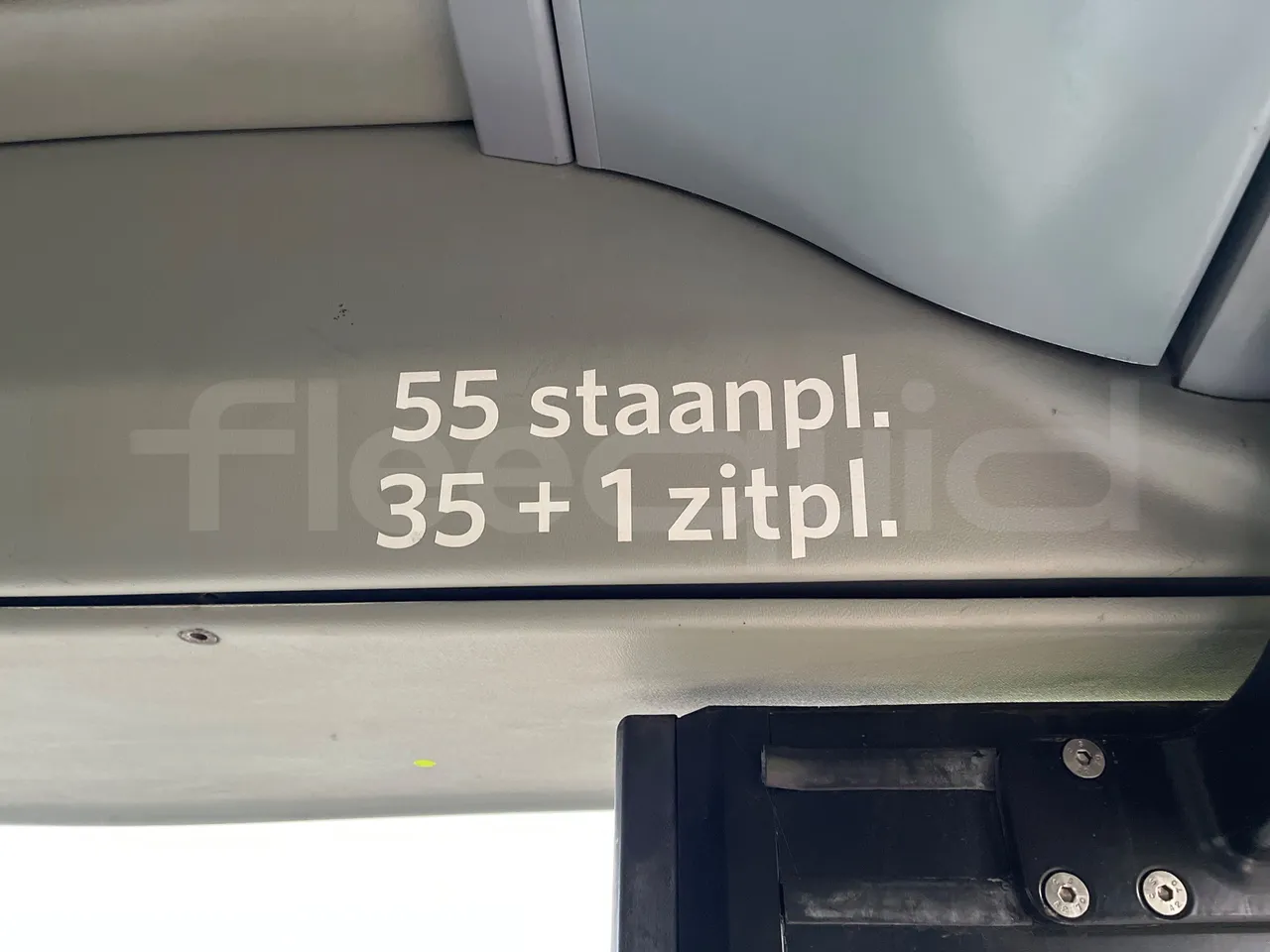 Van Hool A330 330 - EUR4 - 206kW - 12m - seat plate photo