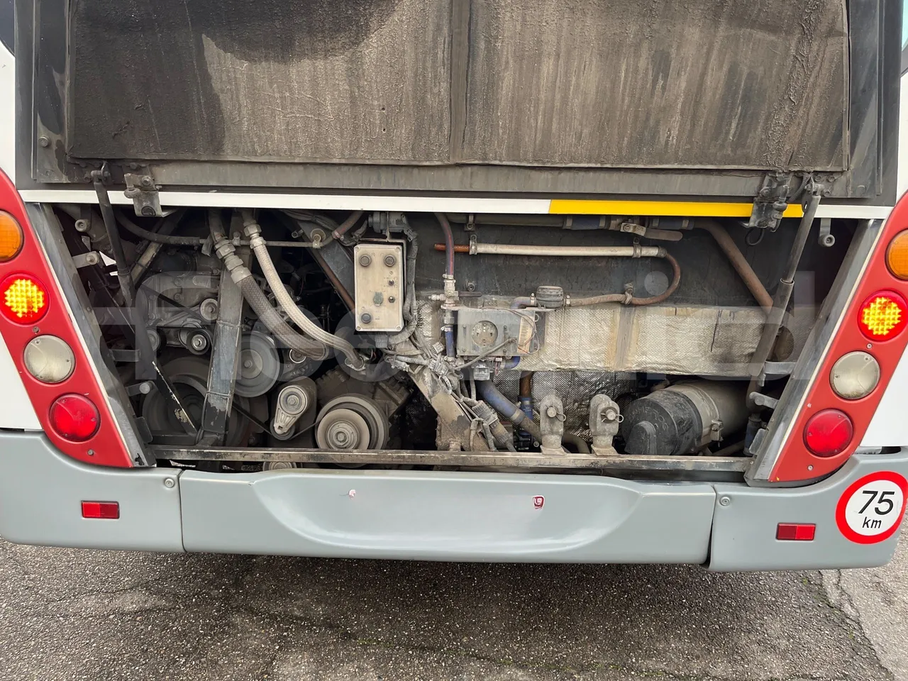 Van Hool A330 330 - EUR4 - 206kW - 12m - rear hatch open