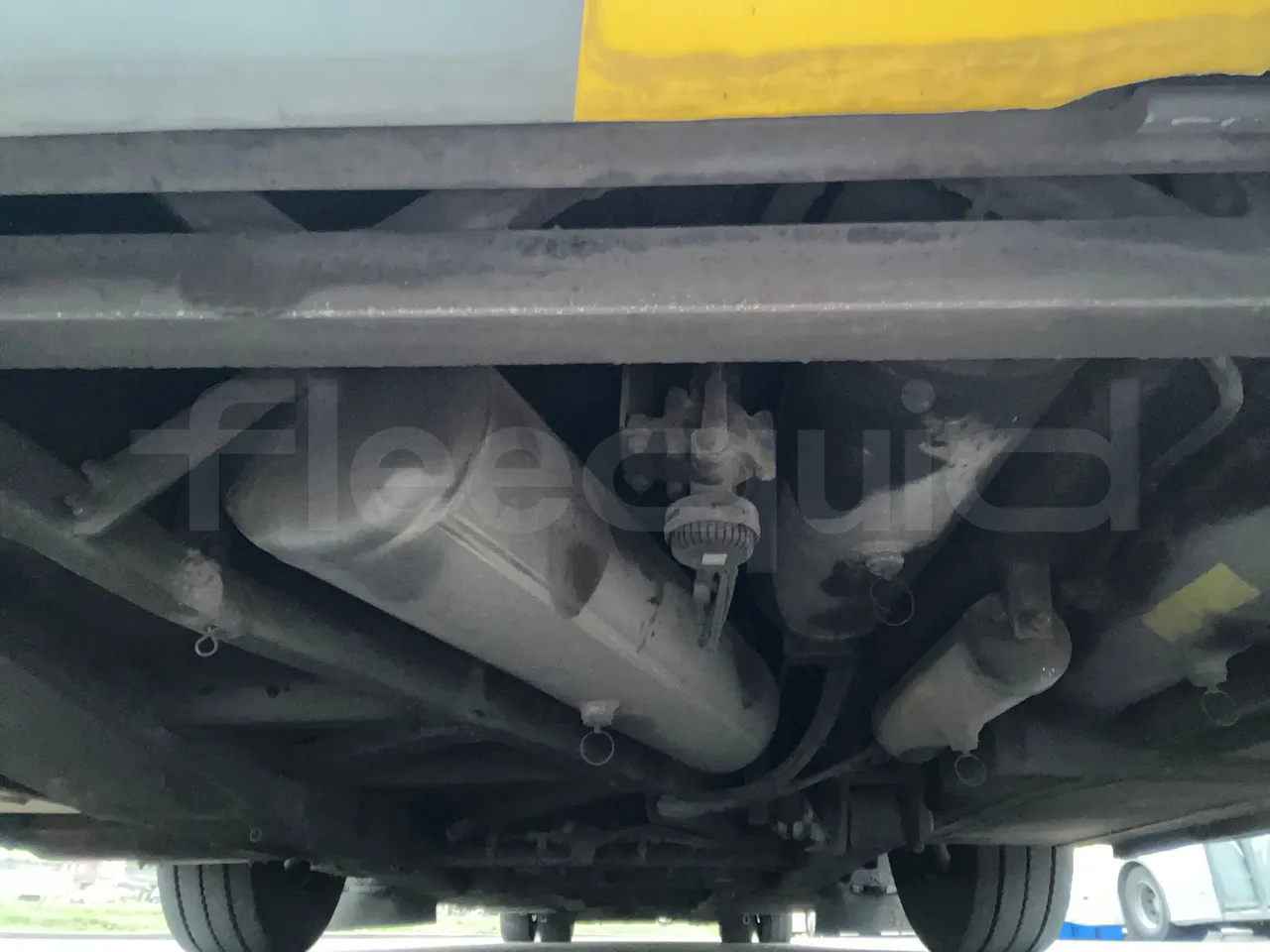 Van Hool A330 330 - EUR4 - 206kW - 12m - front undercarriage from front