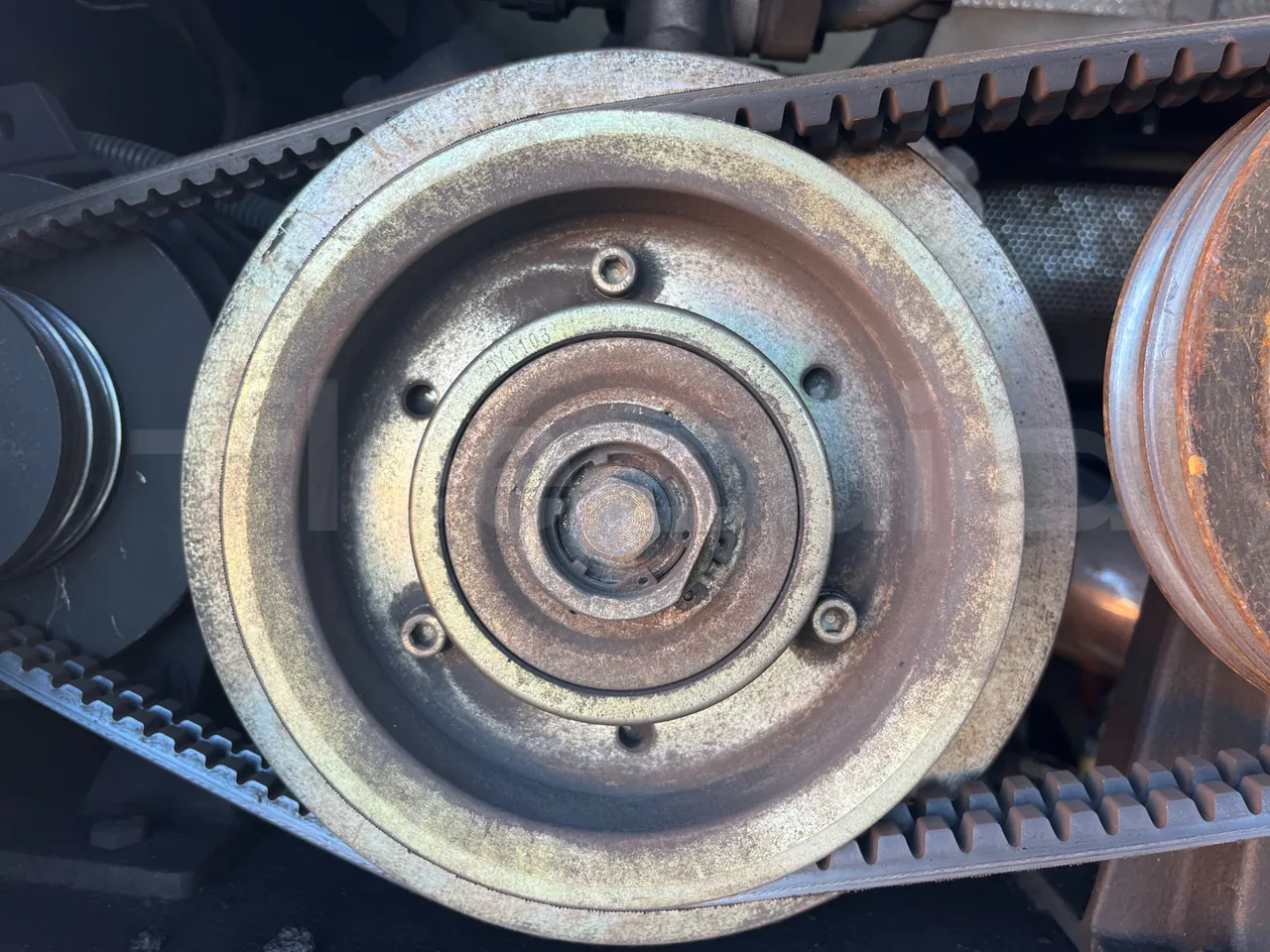 King Long XMQ6900 XMQ6900-3 - Euro5 - 178kW - 8.995mt - air conditioning compressor