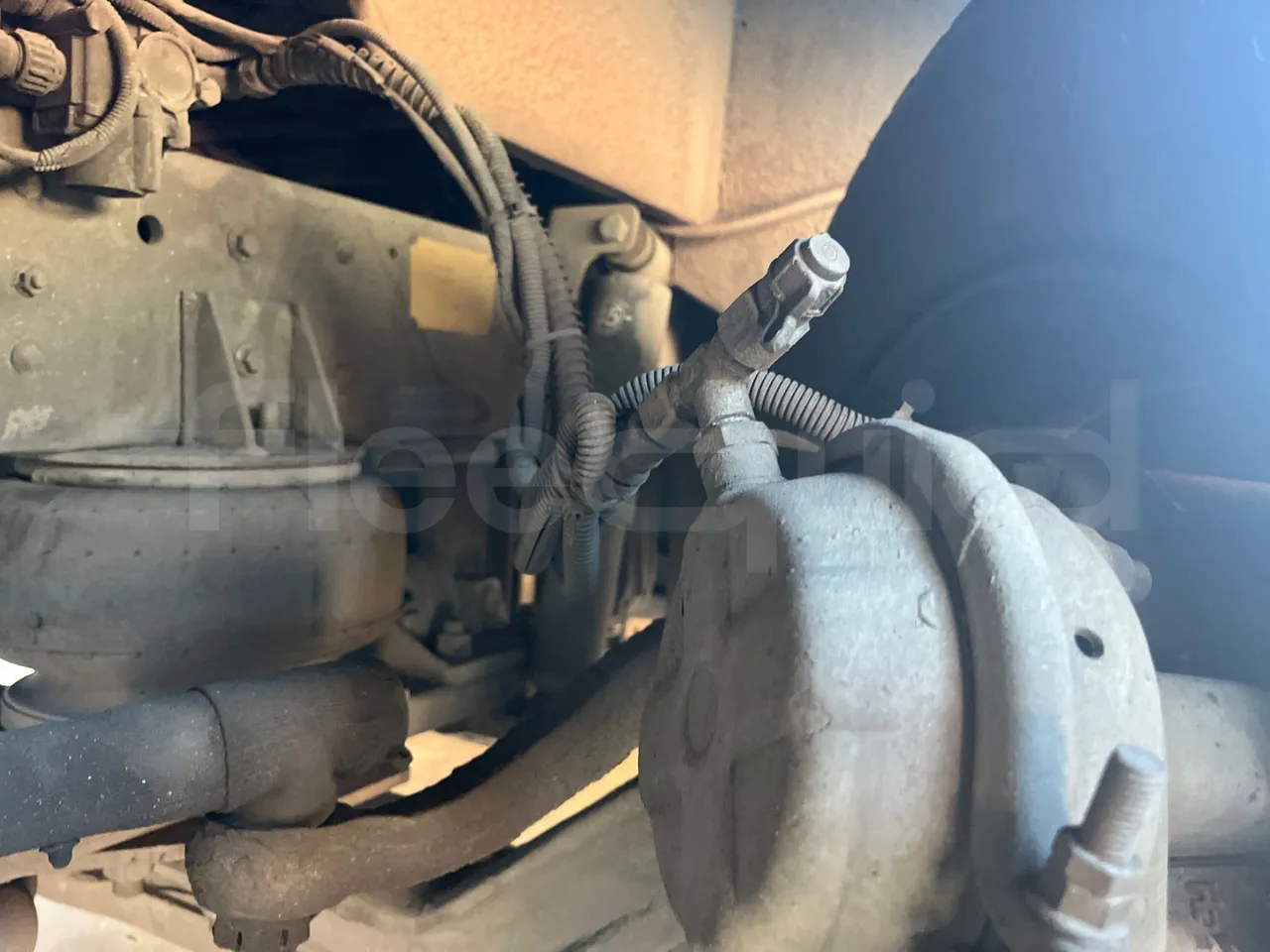 King Long XMQ6900 XMQ6900-3 - Euro5 - 178kW - 8.995mt - front brake calipers right