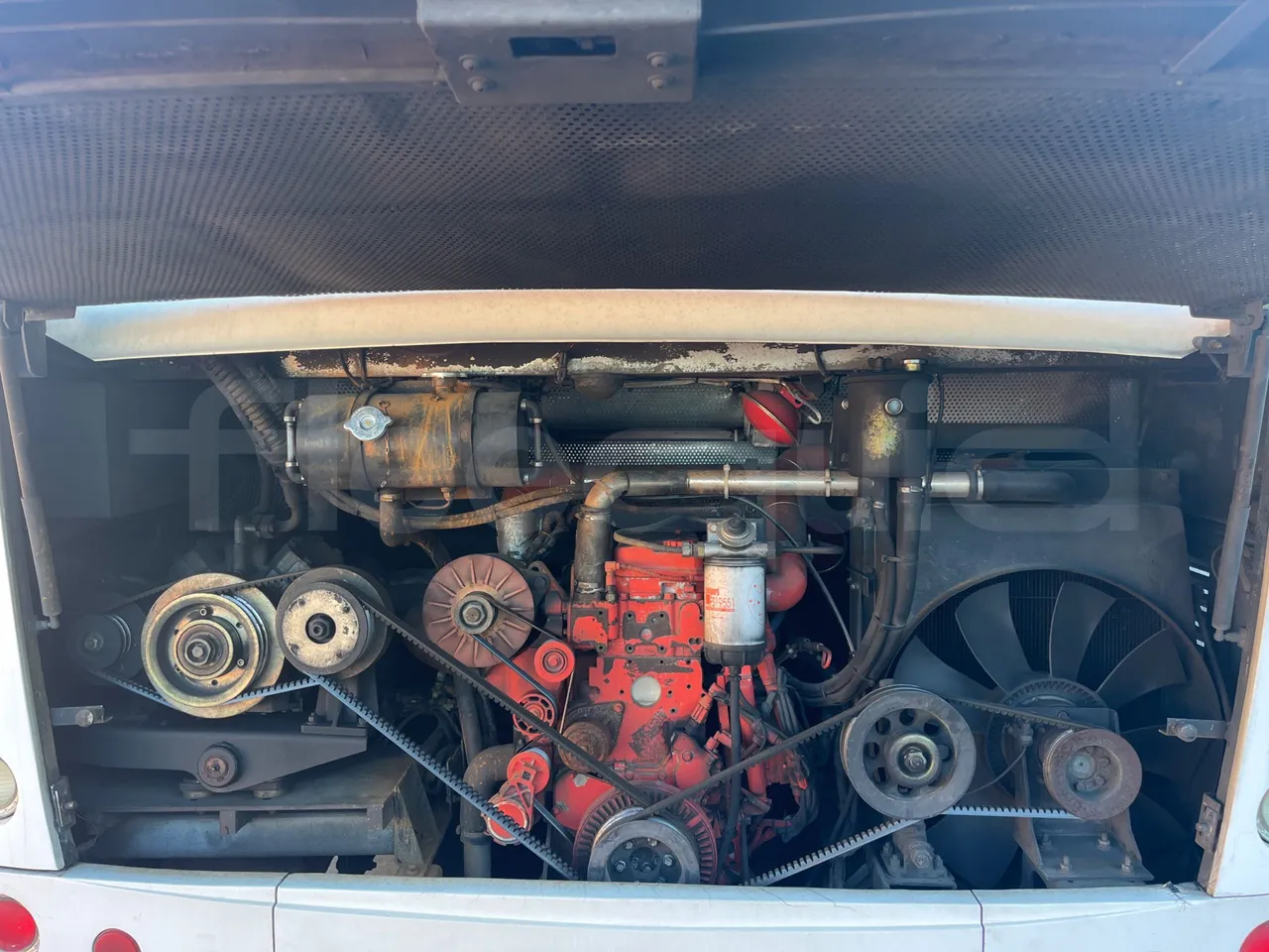 King Long XMQ6900 XMQ6900-3 - Euro5 - 178kW - 8.995mt - rear hatch open