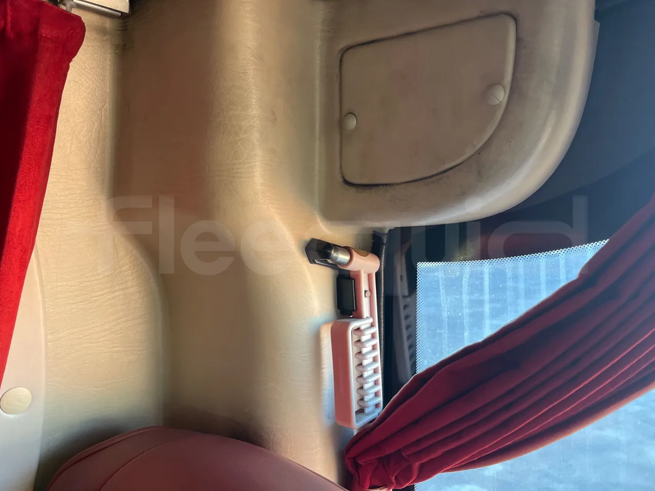 King Long XMQ6900 XMQ6900-3 - Euro5 - 178kW - 8.995mt - turntable internal (18m)