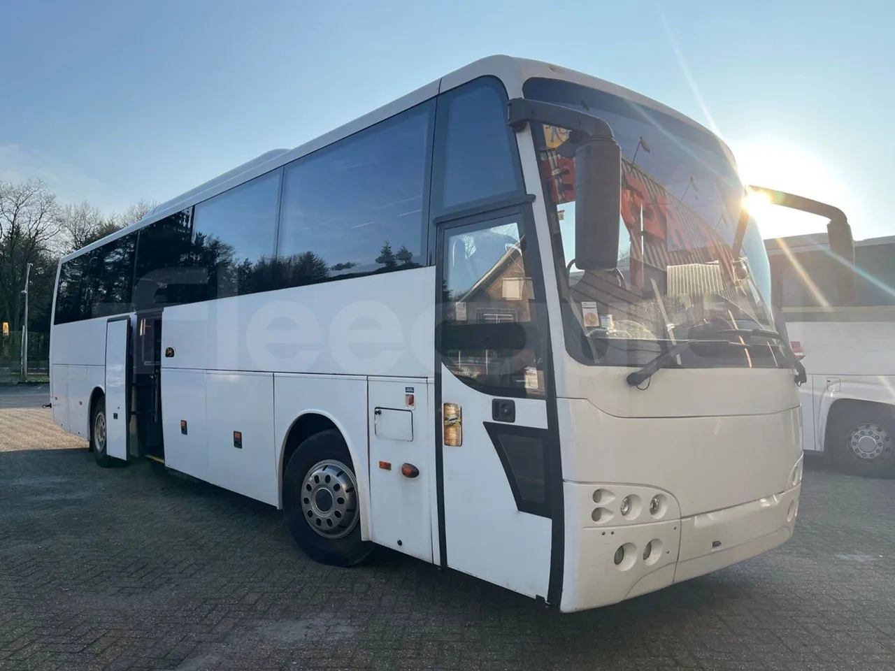 Temsa Safari HD 12 - EUR4 - 300kW - 12.200m - 3/4 front right doors