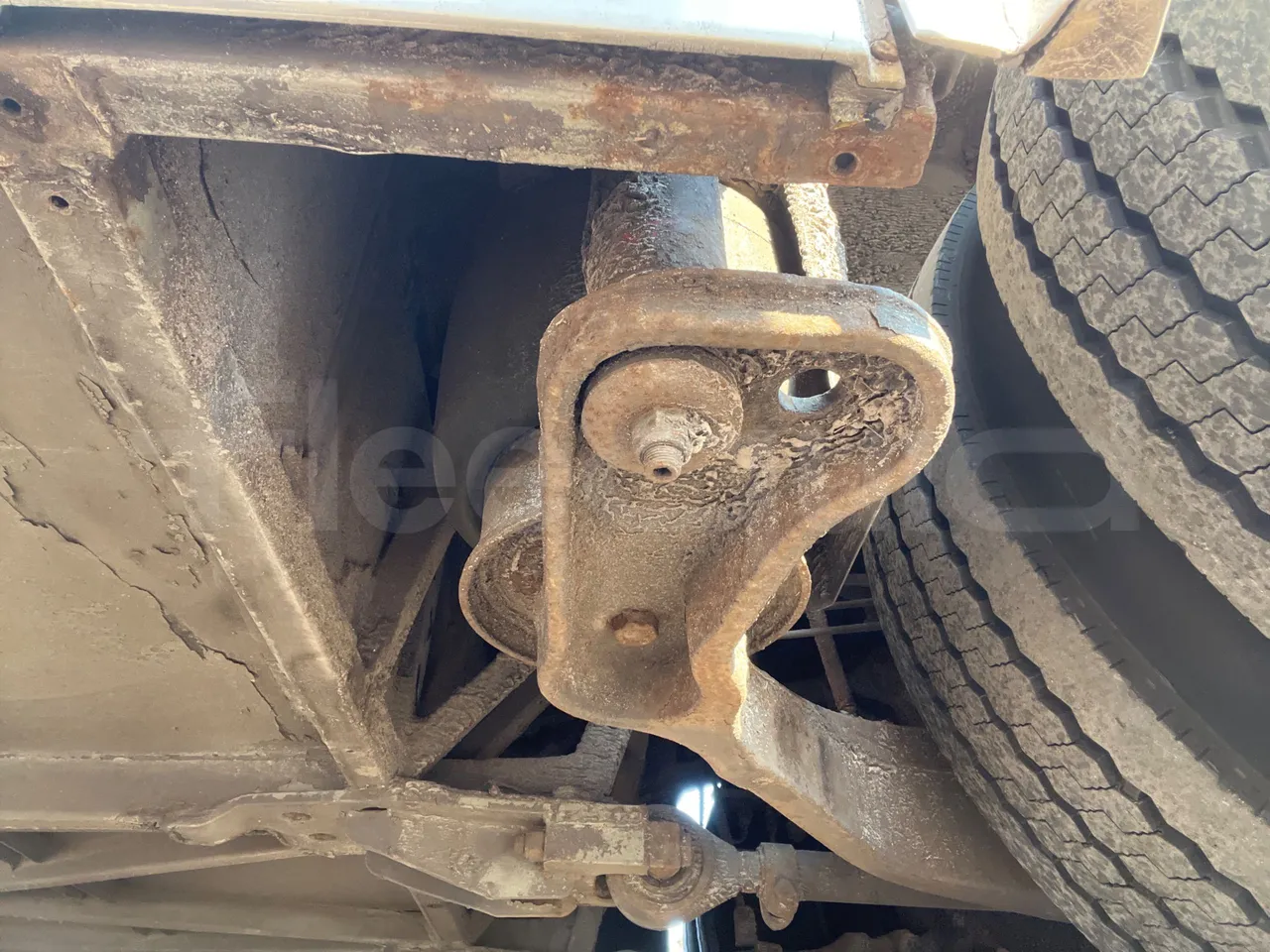 Temsa Safari HD 12 - EUR4 - 300kW - 12.200m - axle 2 caliper brakes right