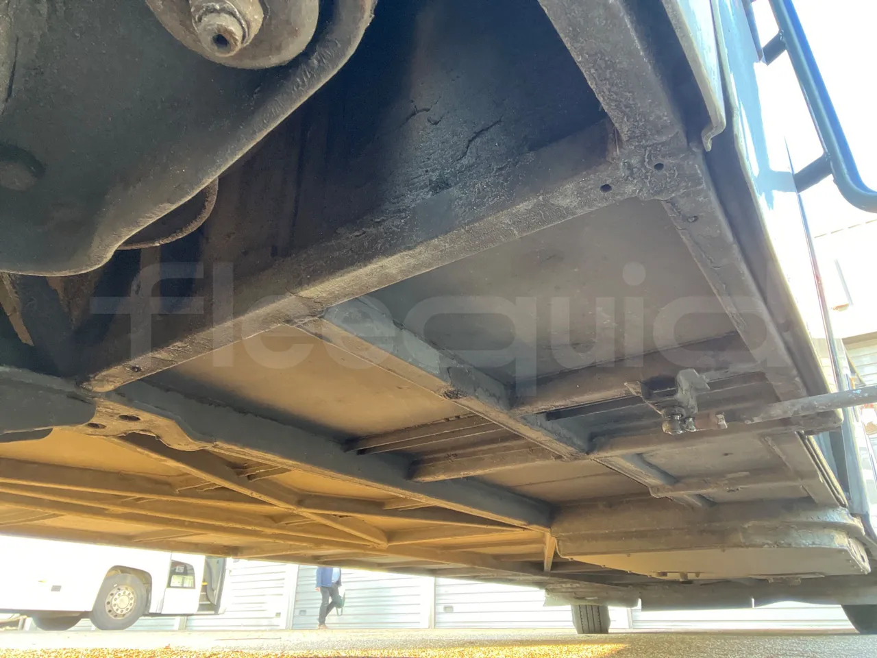 Temsa Safari HD 12 - EUR4 - 300kW - 12.200m - axel 3  discs right