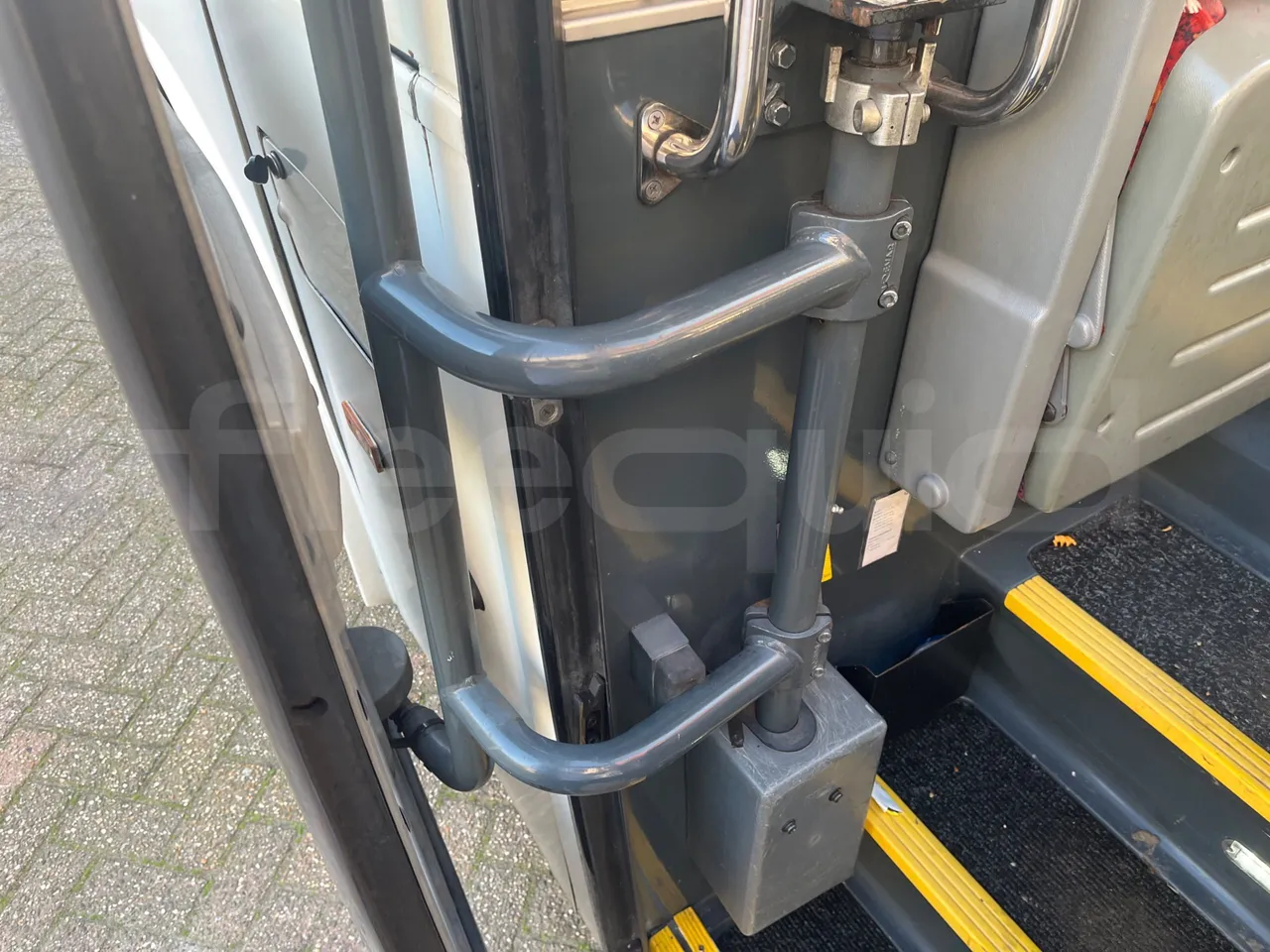 Temsa Safari HD 12 - EUR4 - 300kW - 12.200m - door mechanism photo