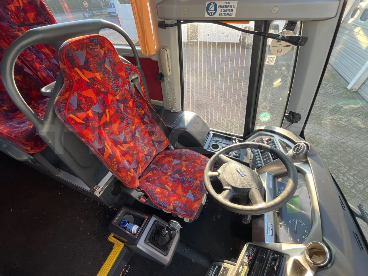 Temsa Safari HD 12 - EUR4 - 300kW - 12.200m - driver's seat photo