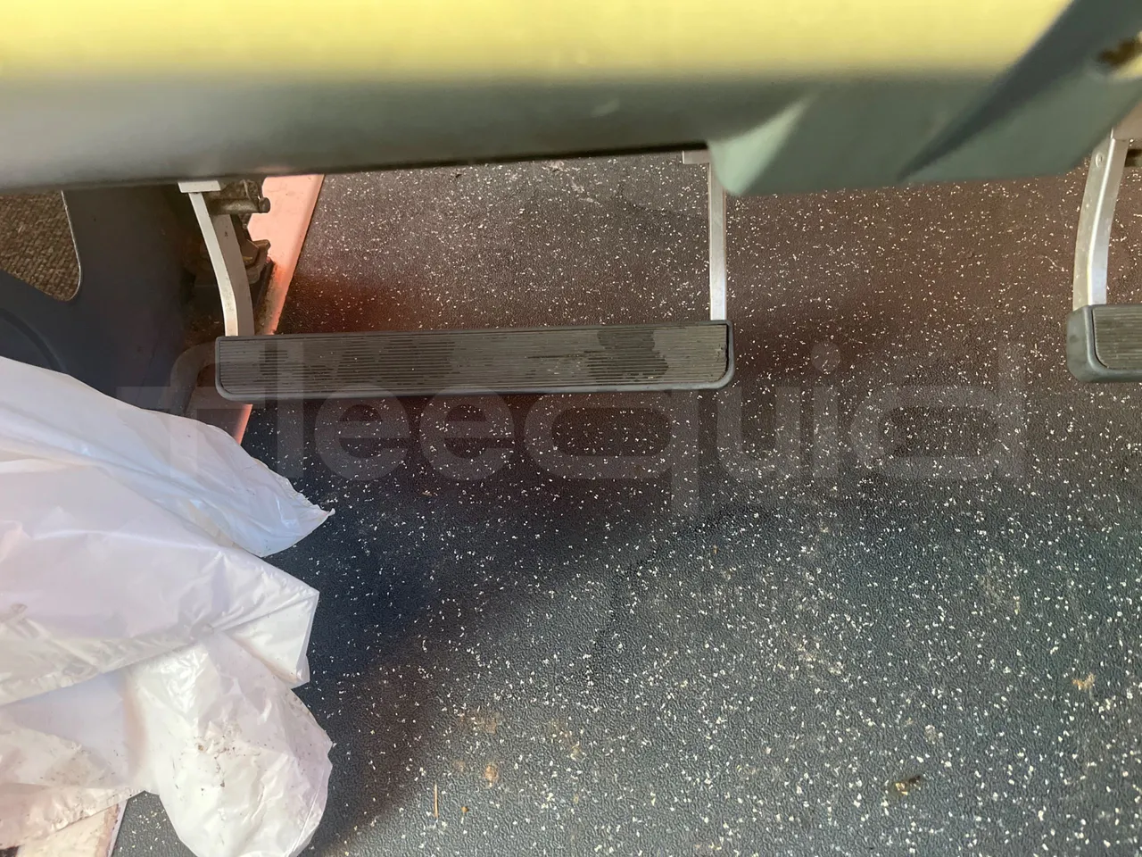 Temsa Safari HD 12 - EUR4 - 300kW - 12.200m - footrest detail photo