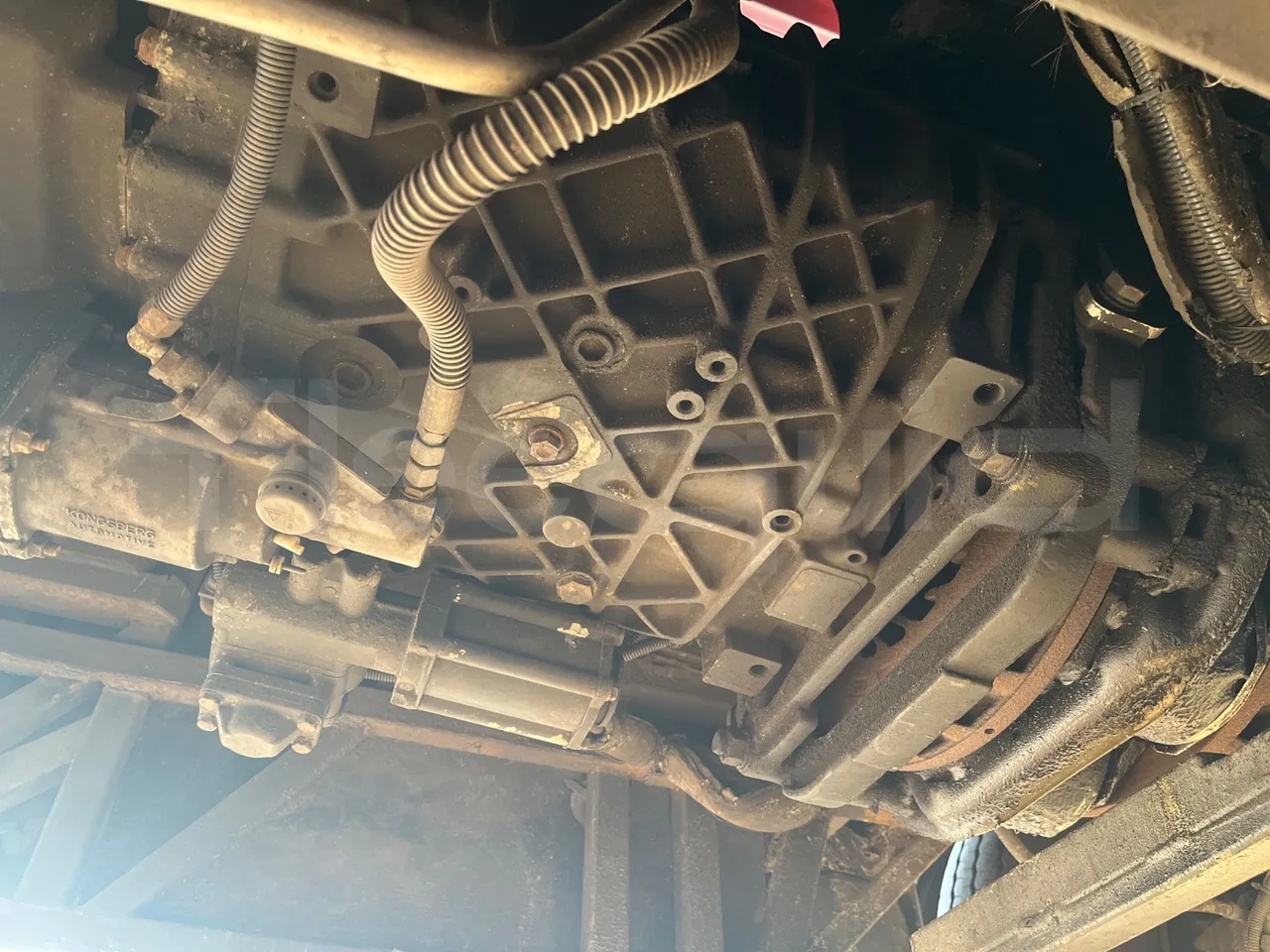 Temsa Safari HD 12 - EUR4 - 300kW - 12.200m - axle 3 air springs 1 right