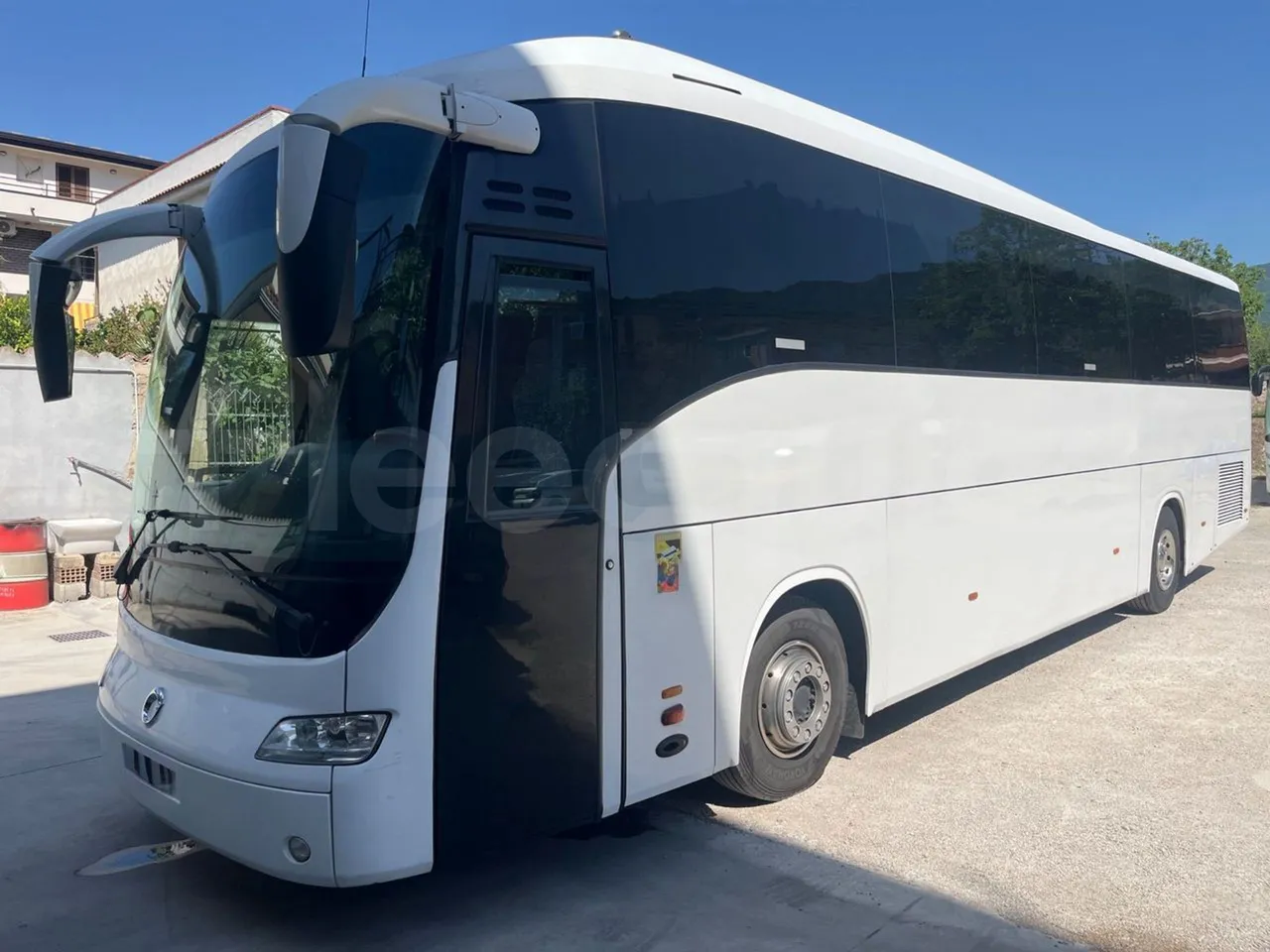 Iveco 389 - 3/4 front left