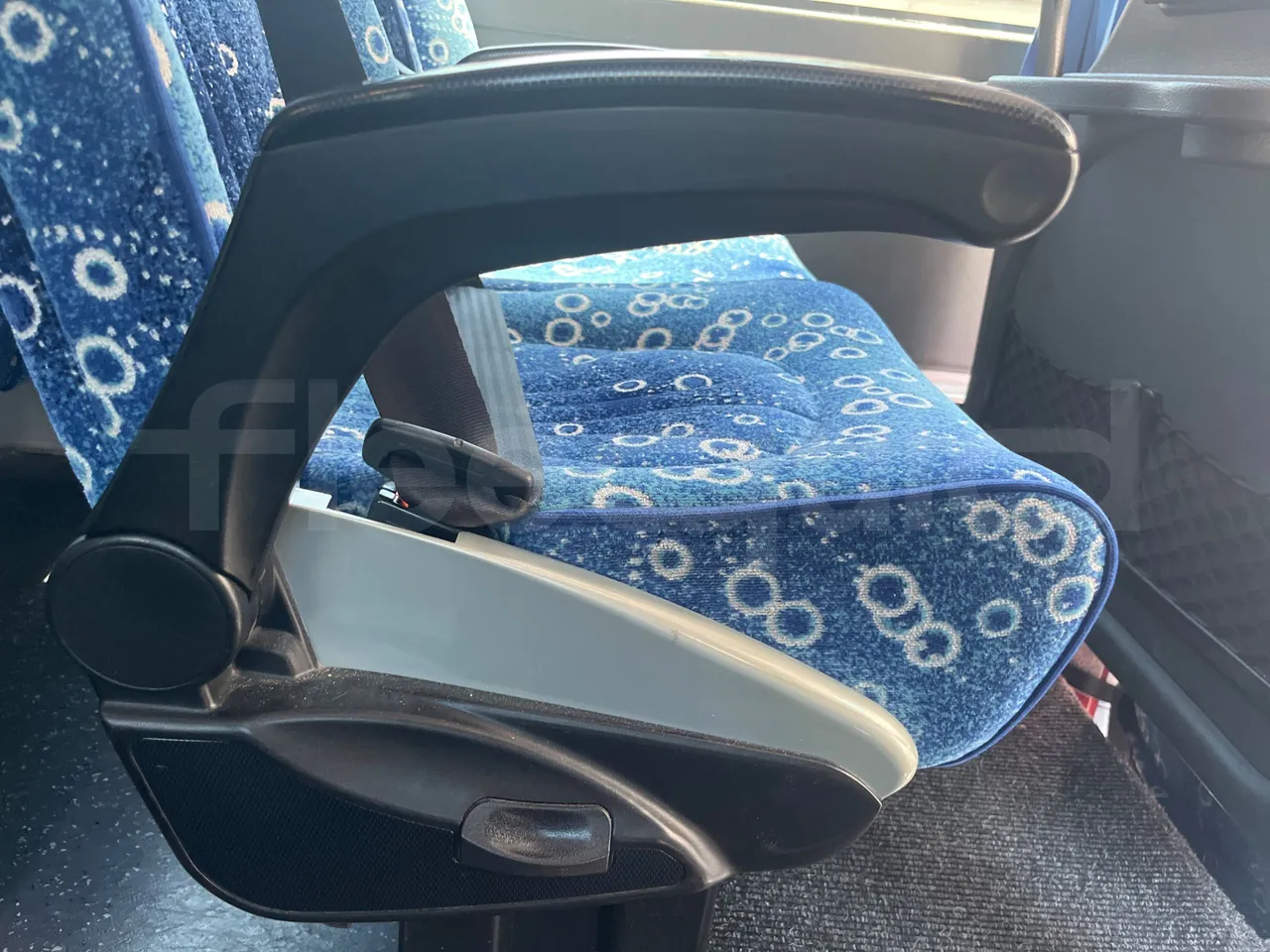 Iveco 389 - armrest detail photo
